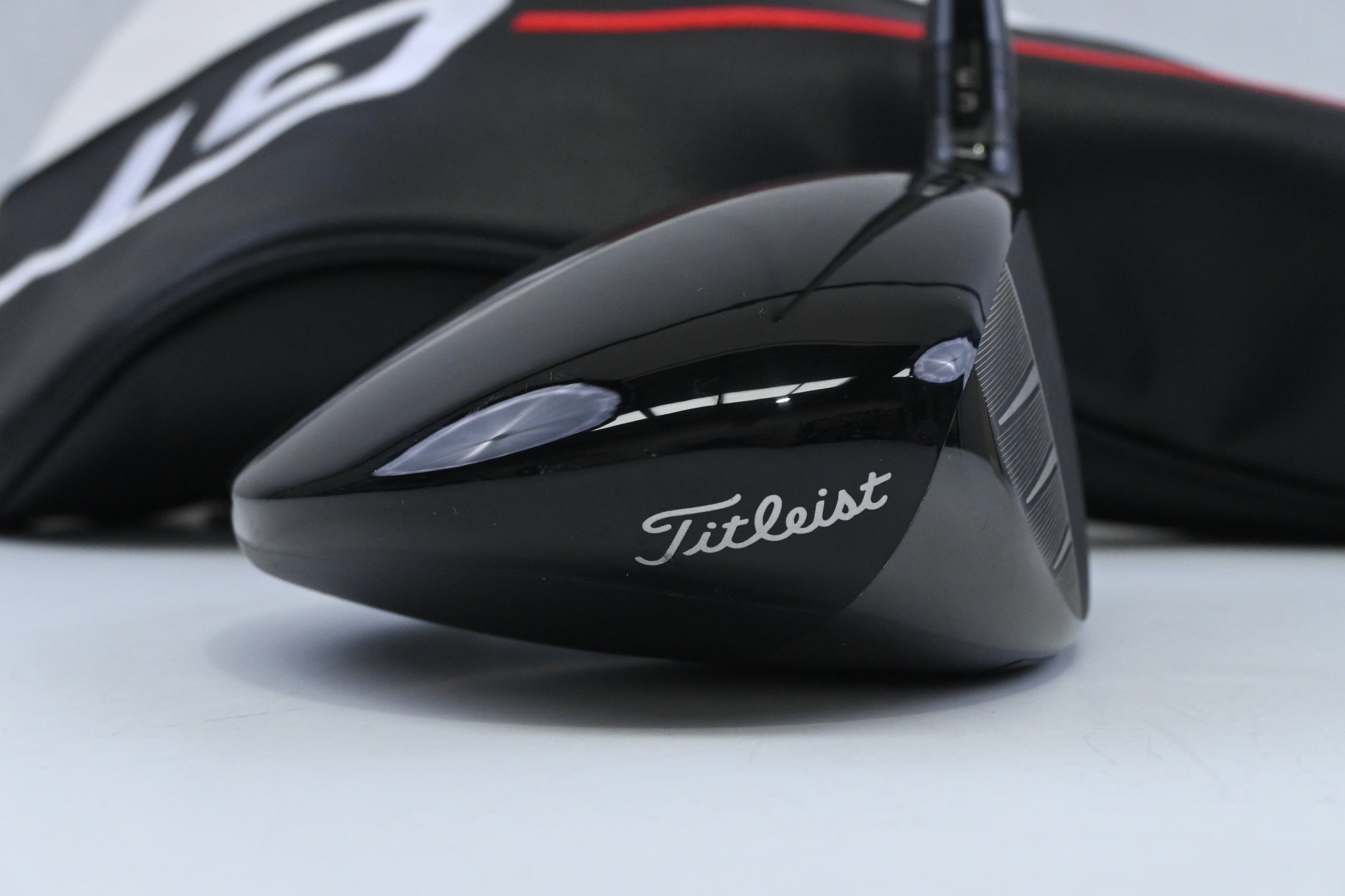 Titleist GT3 Driver / 8 Degree / Stiff Flex HZRDUS Gen5 Black 60 Shaft