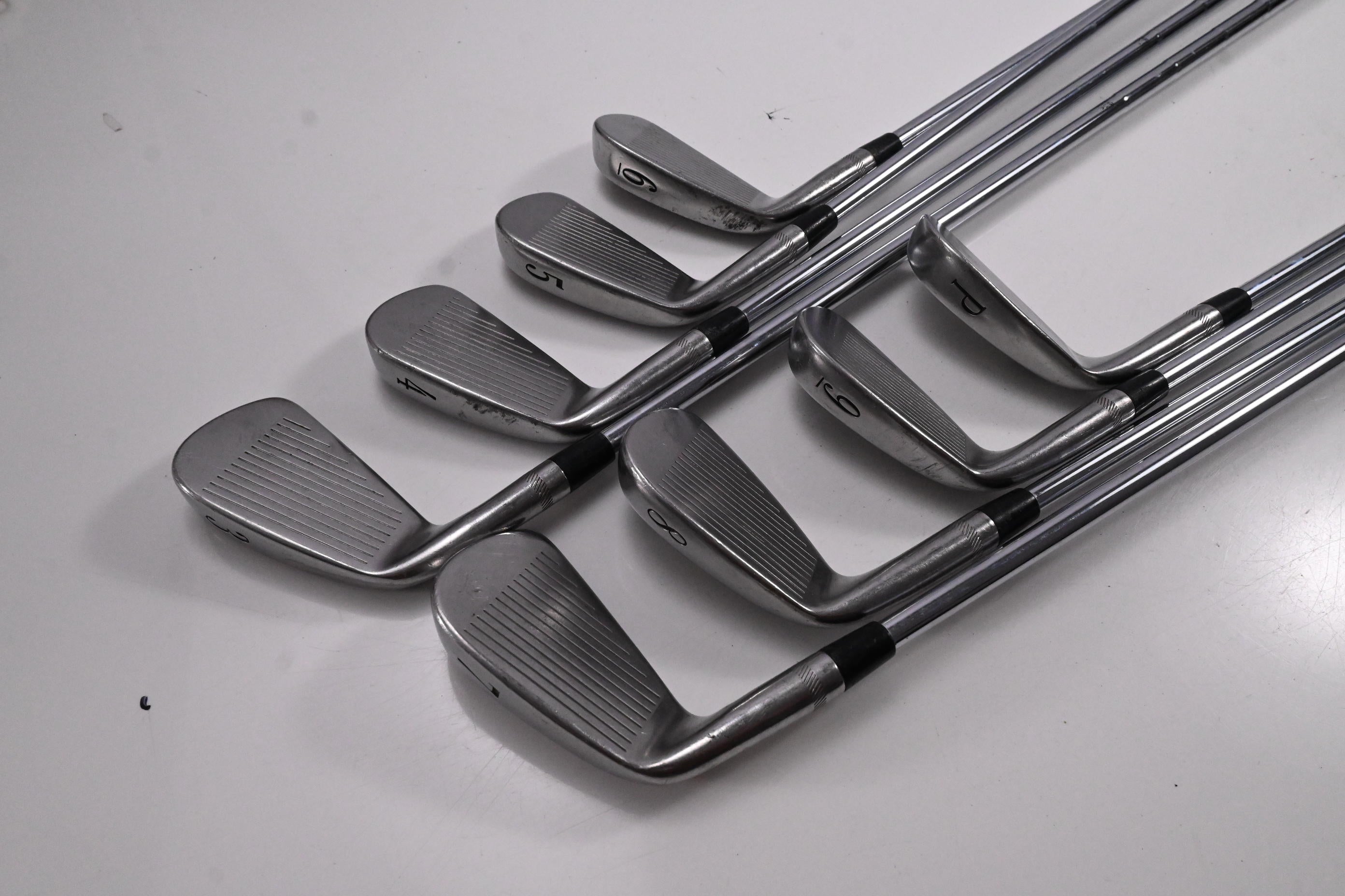 Titleist DCI 762 Irons / 3-PW / Regular Flex Dynamic Gold R300 Shafts