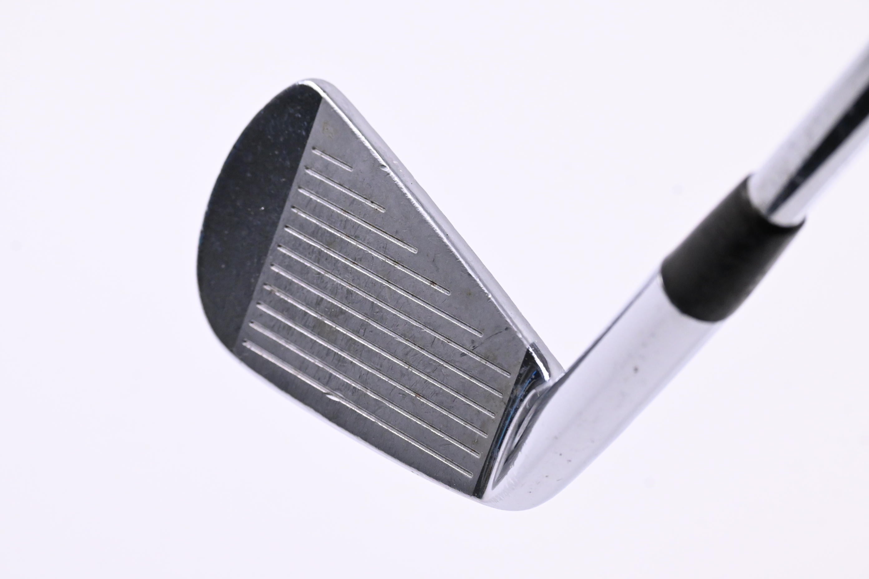 Mizuno MP-33 #4 Iron / 25 Degree / Stiff Flex Dynamic Gold S300 Shaft