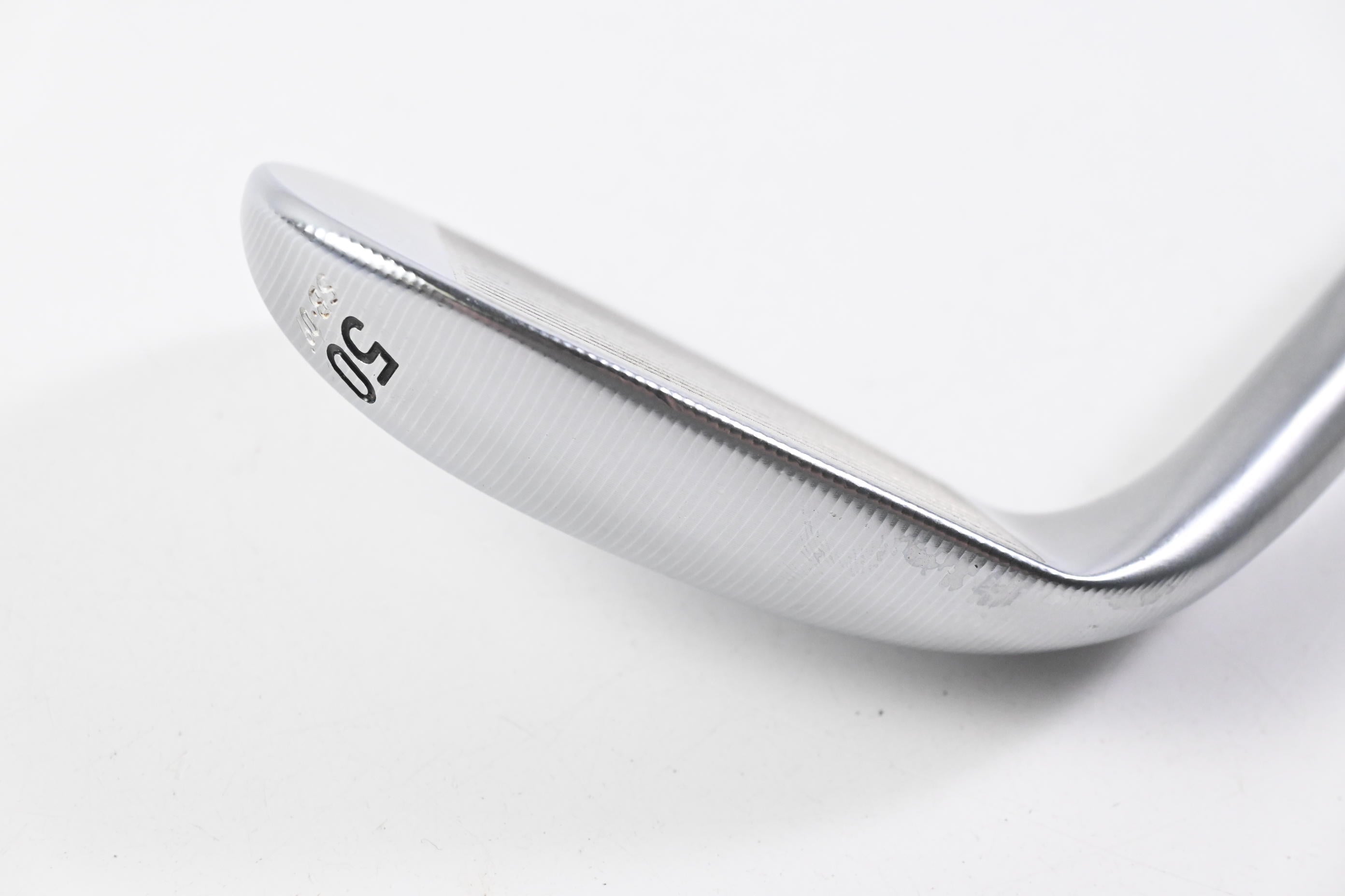 Taylormade Milled Grind 5 Gap Wedge / 50 Degree / Wedge Flex UST Recoil Dart 80
