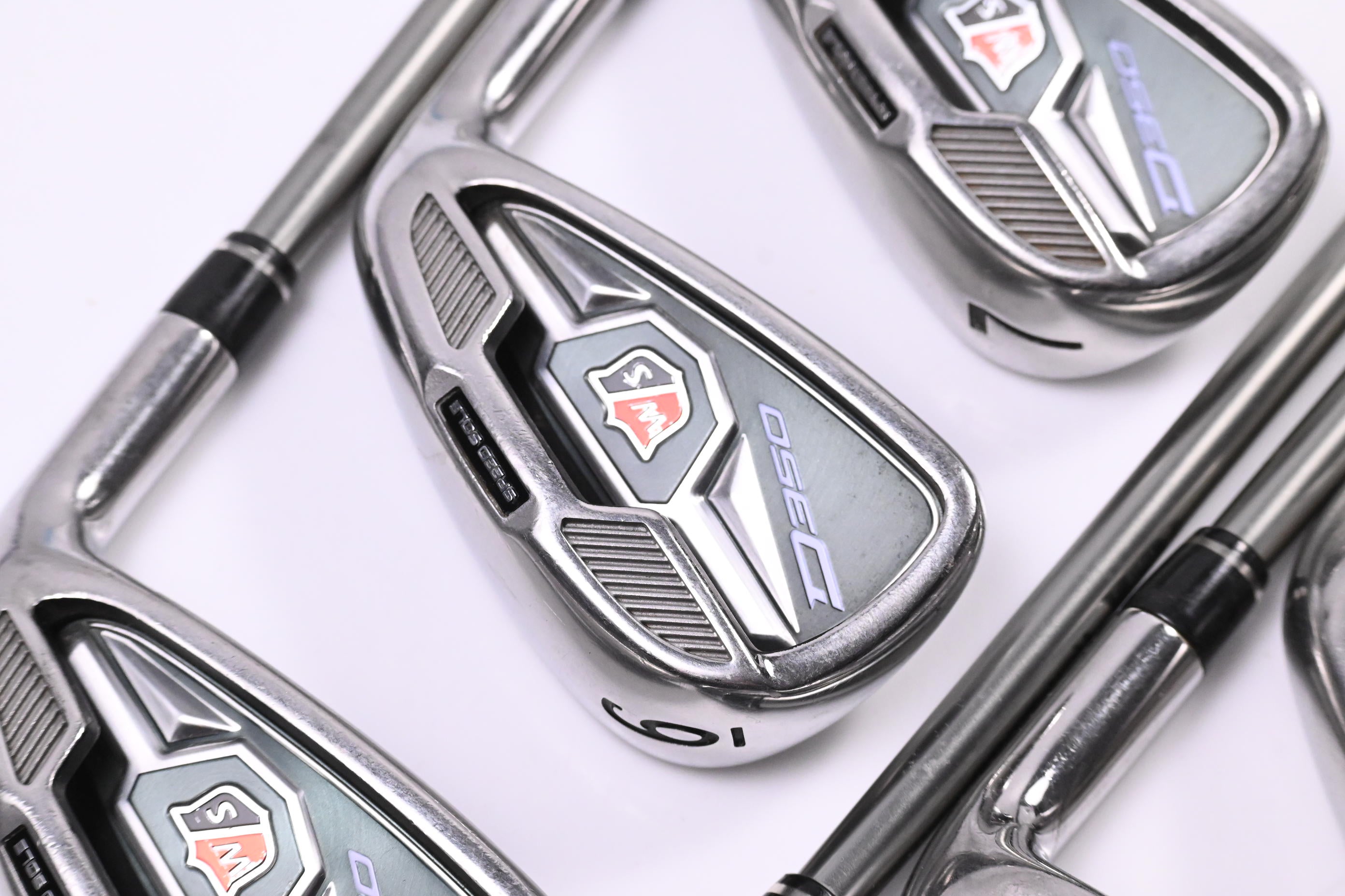 Wilson D350 Irons / 5-PW+GW / Regular Flex UST Mamiya Elements 59 Shafts