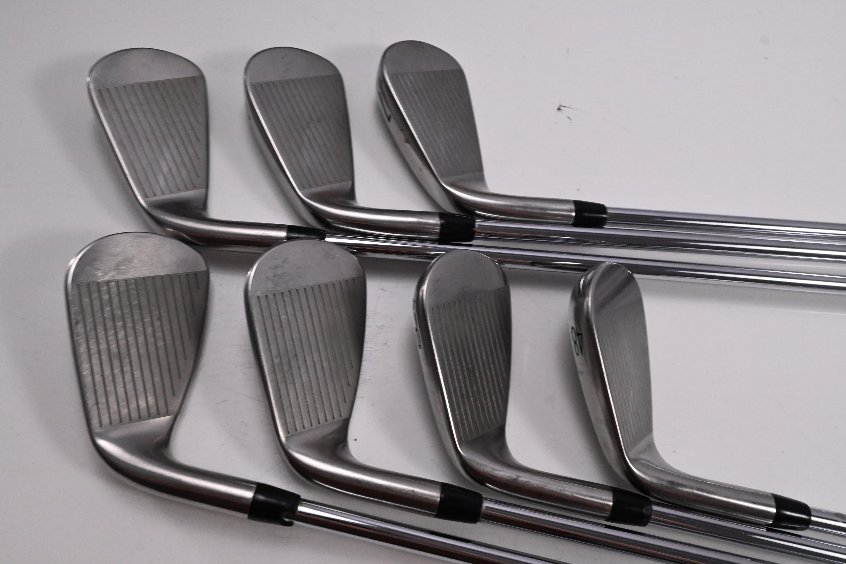 Titleist T300 2019 Irons / 5-PW+48° / Regular Flex AMT Red R300 Shafts
