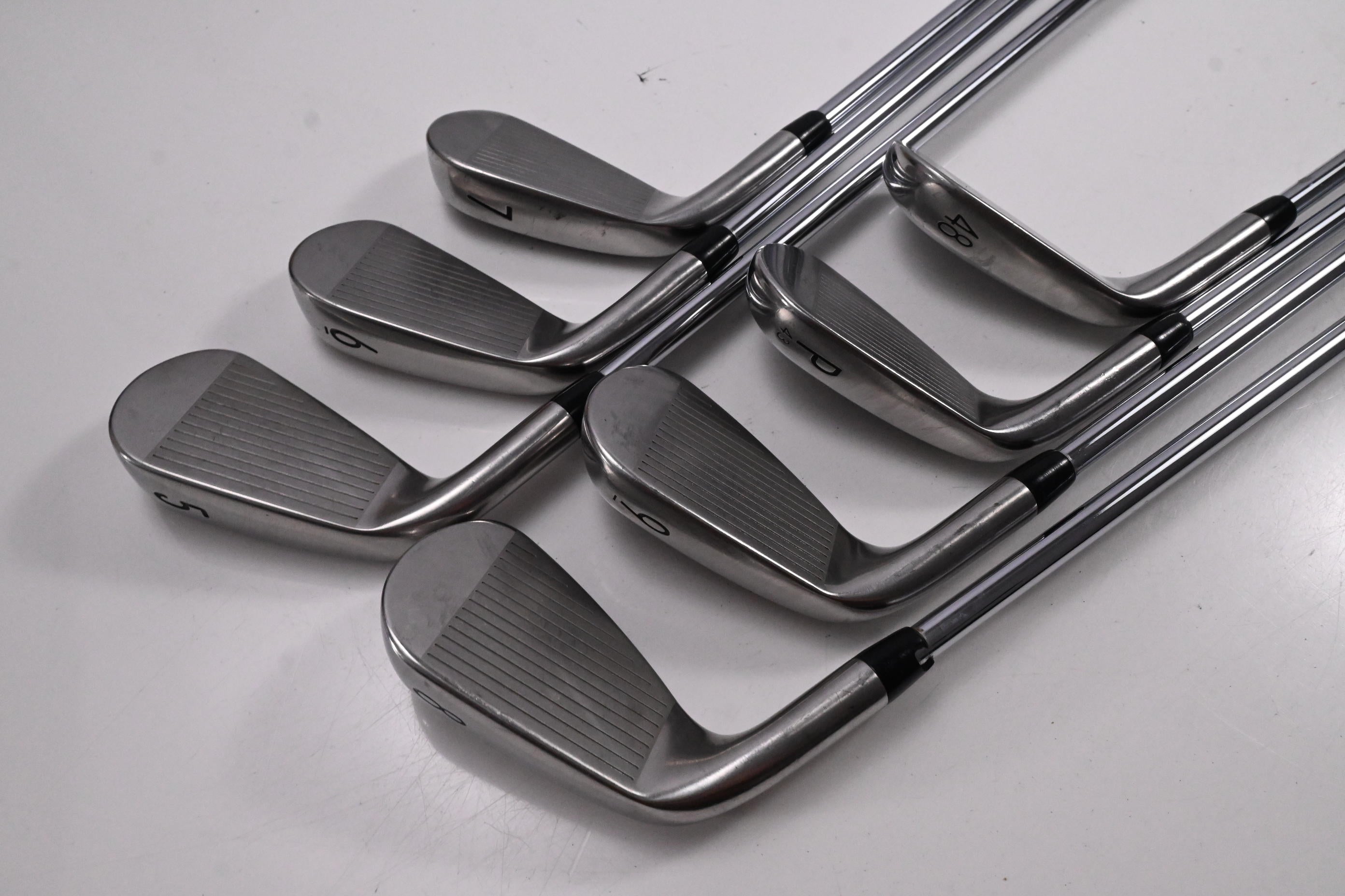 Titleist T300 2019 Irons / 5-PW+48° / Regular Flex AMT Red R300 Shafts