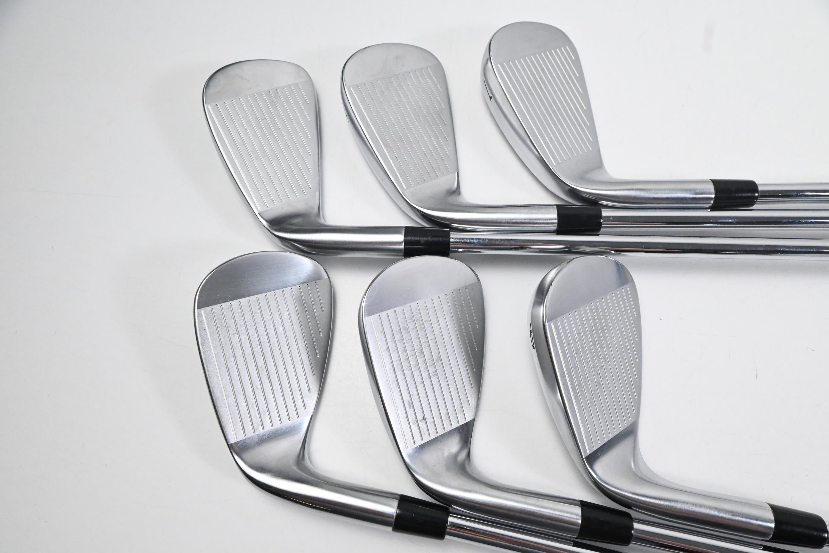 Callaway Quantum Max Irons / 5-PW / Regular Flex Dynamic Gold Mid 100 R300