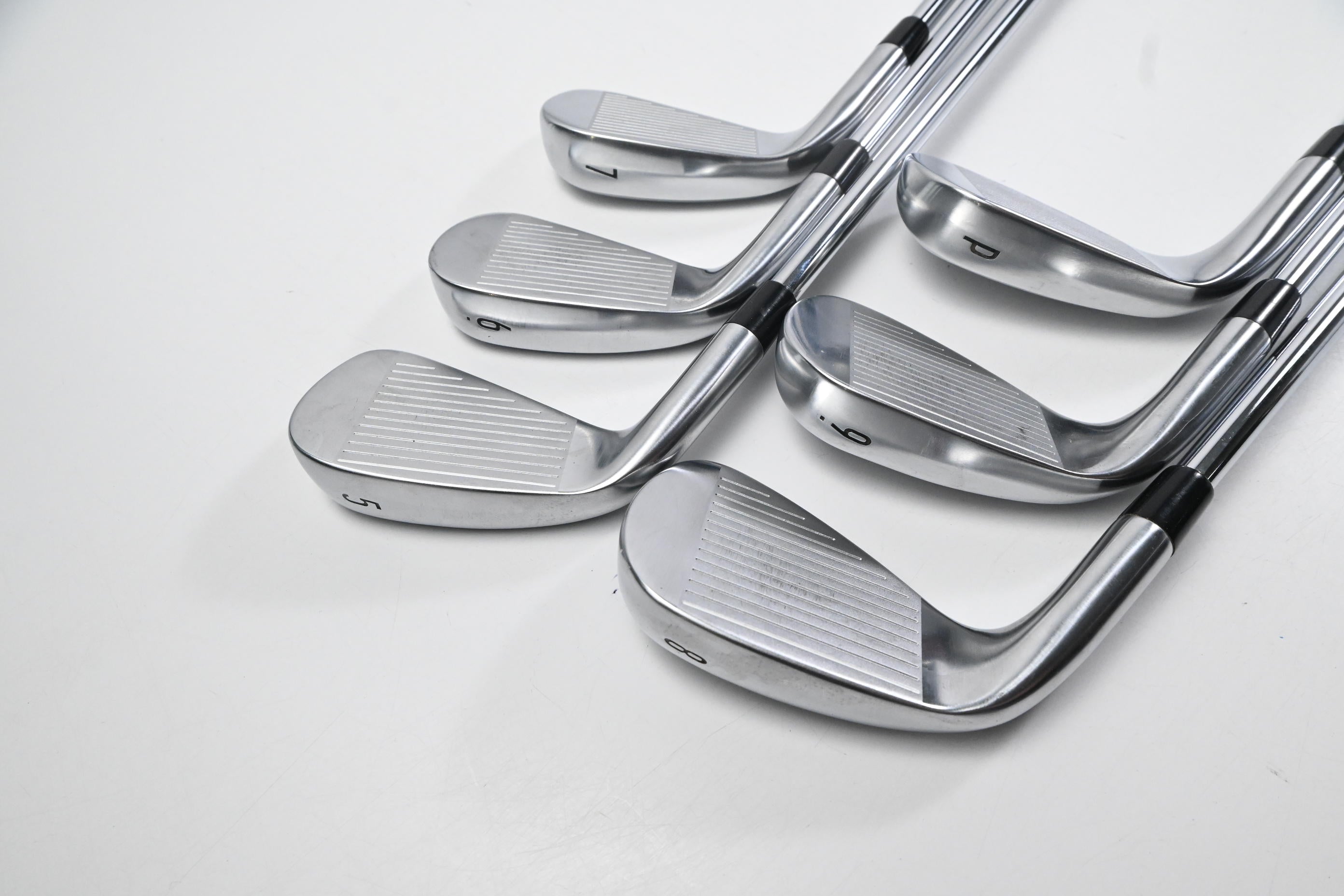 Callaway Quantum Max Irons / 5-PW / Regular Flex Dynamic Gold Mid 100 R300