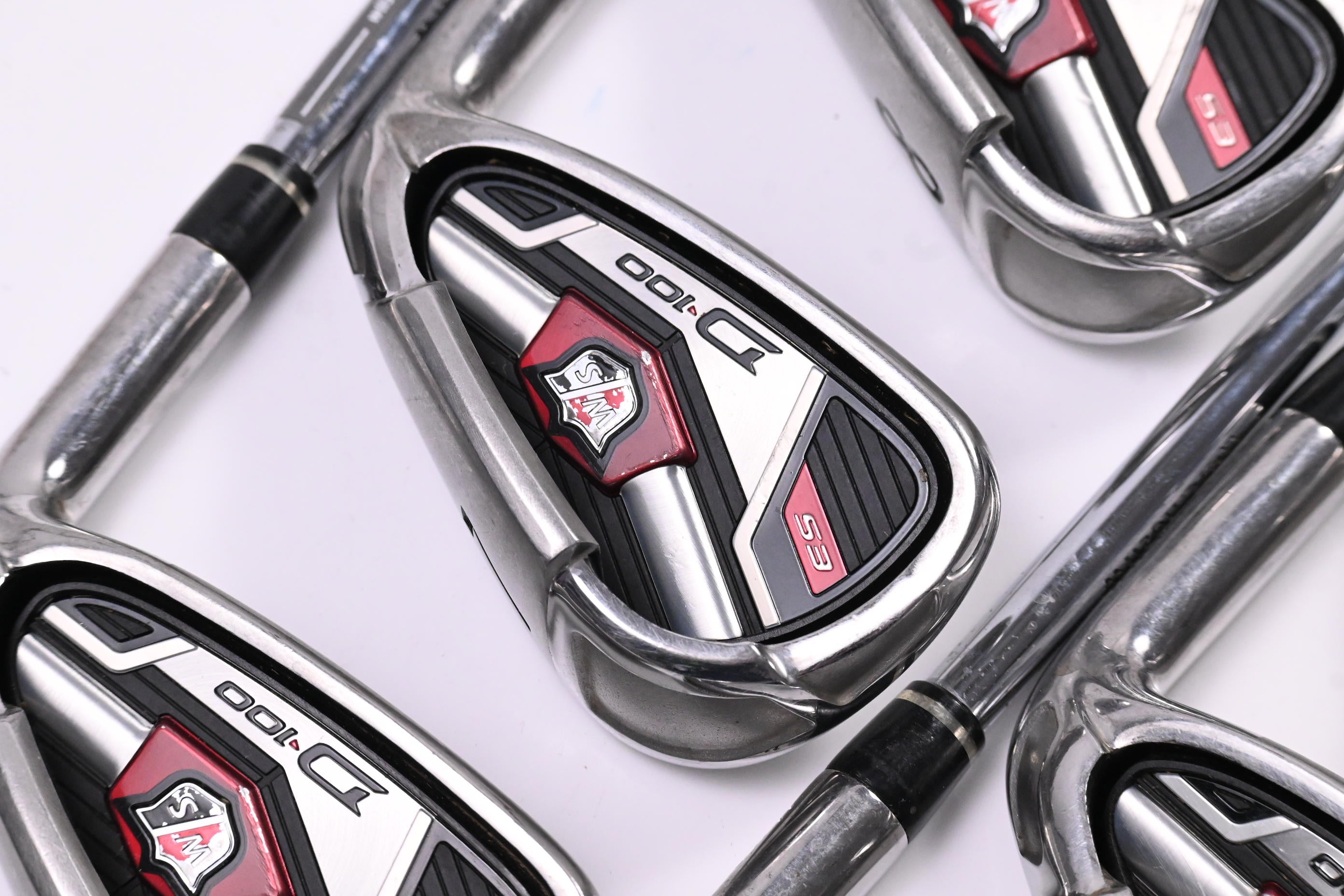 Wilson D100 Irons / 6-PW+SW / Uniflex True Temper SL 85 Shafts