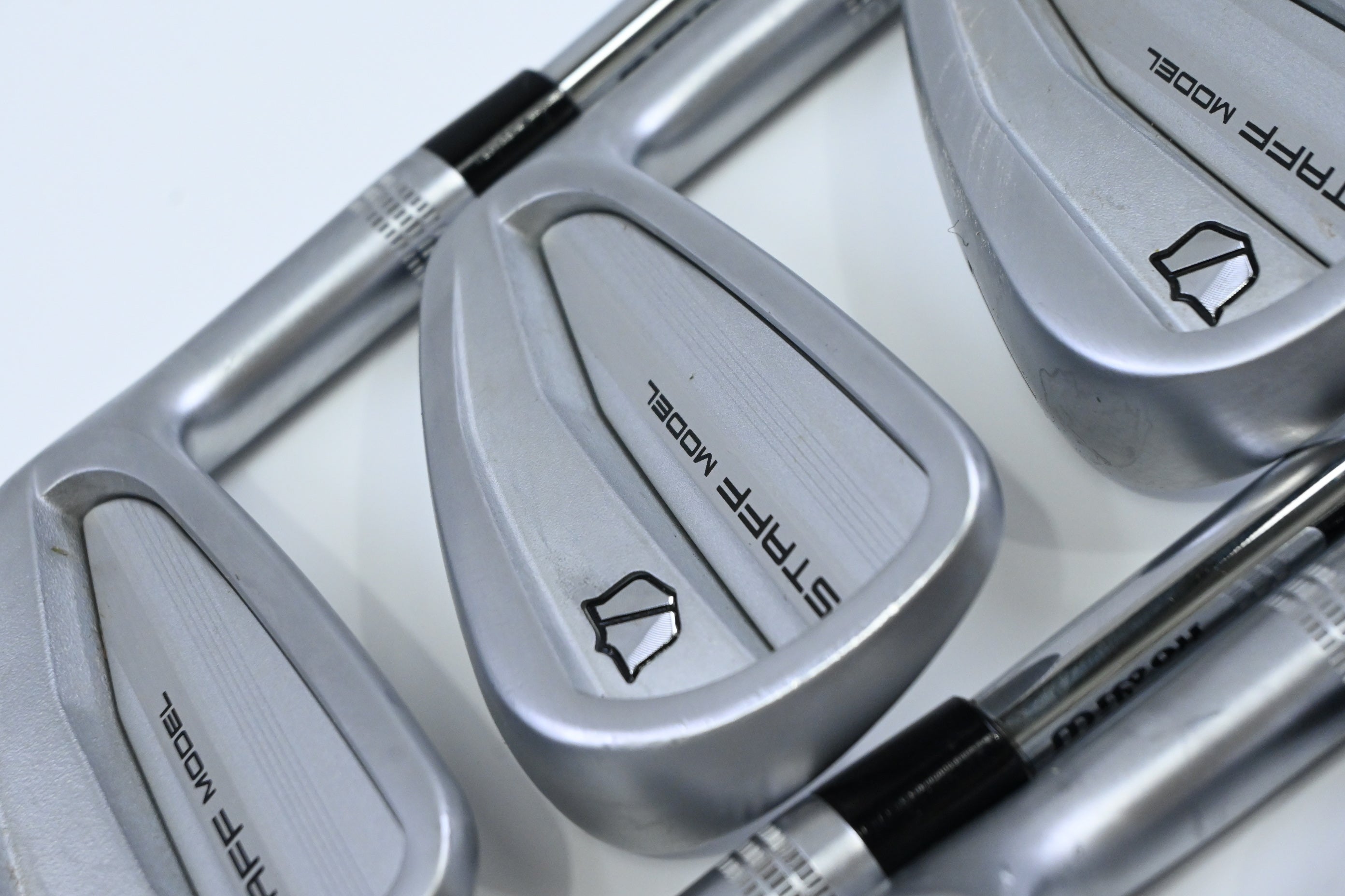 Wilson Staff Model CB 2026 Irons / 5-PW / X-Flex NS Pro Modus3 Tour 120 Shafts