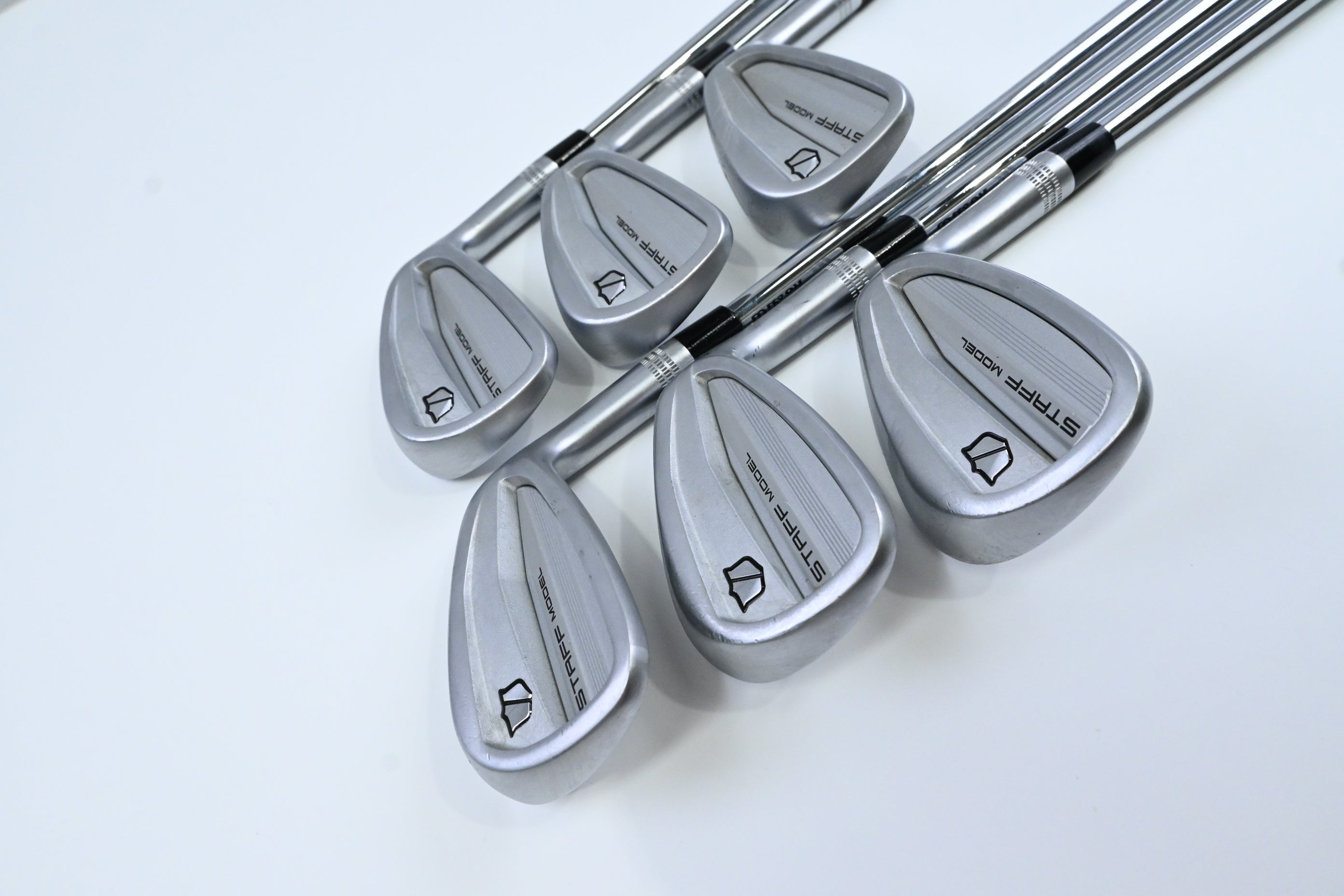 Wilson Staff Model CB 2026 Irons / 5-PW / X-Flex NS Pro Modus3 Tour 120 Shafts