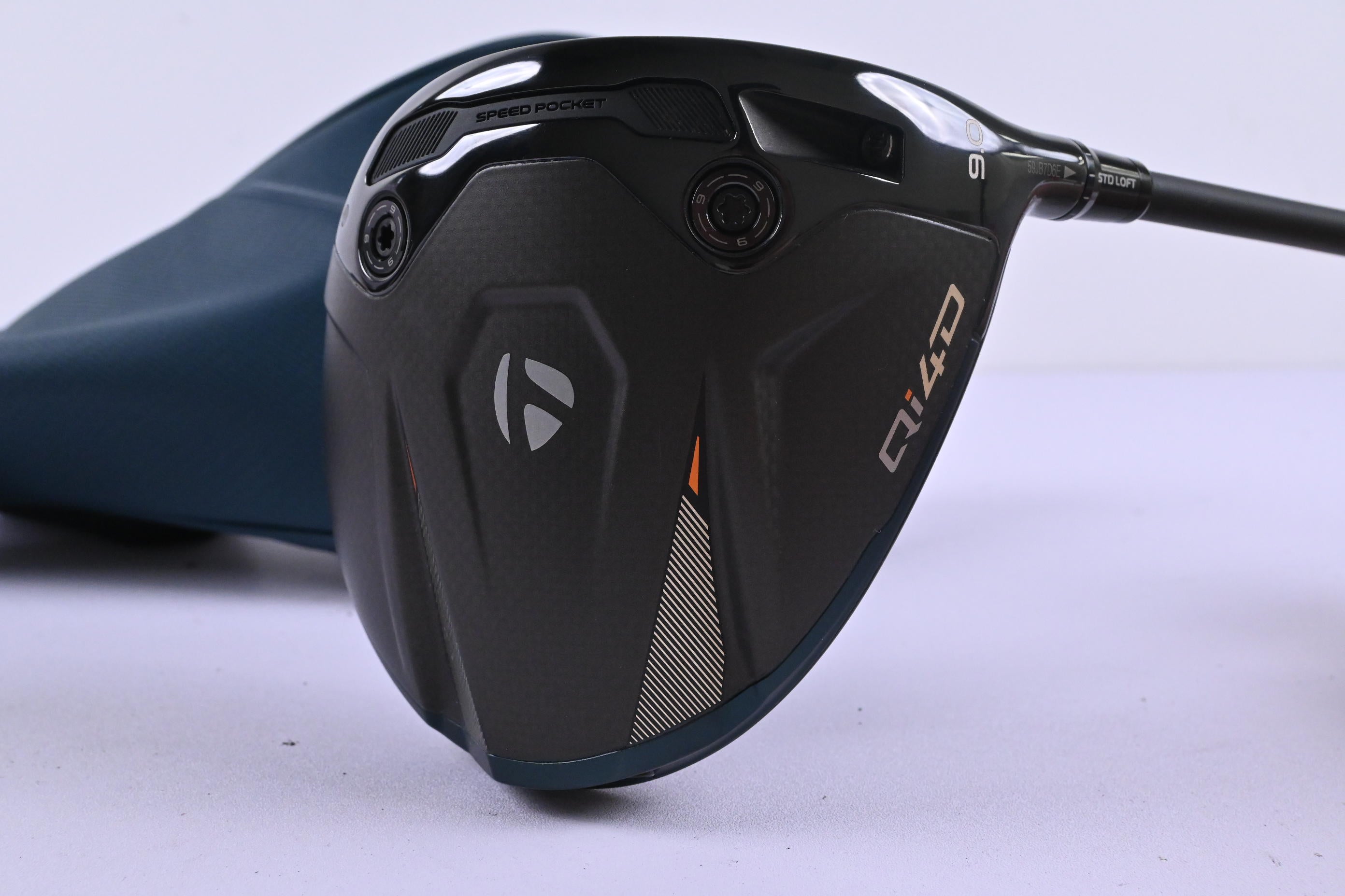 Taylormade Qi4D Driver / 9 Degree / Stiff Flex Project X Cypher 50 Shaft