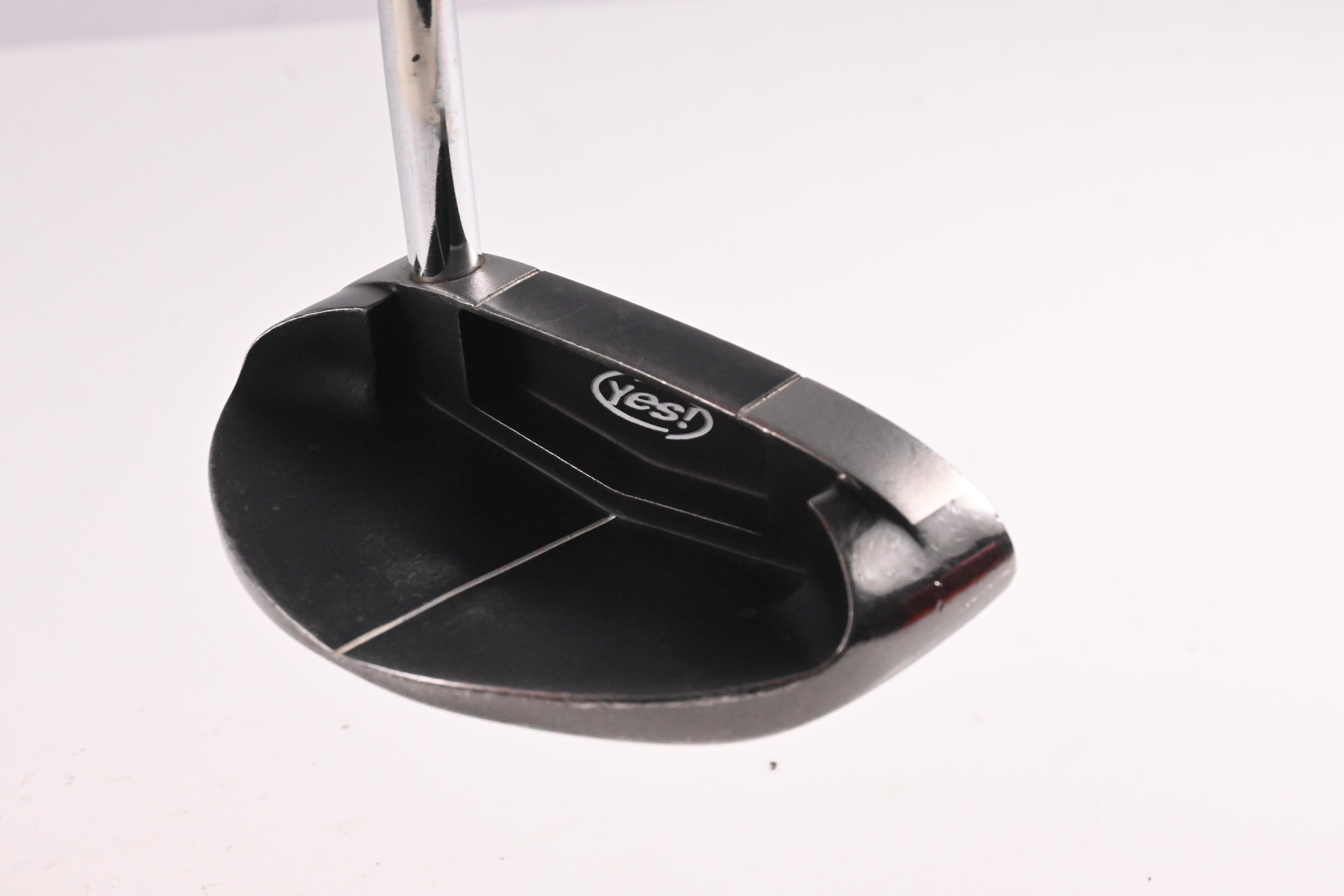 Yes! C-Groove Victoria II Putter / 34 Inch