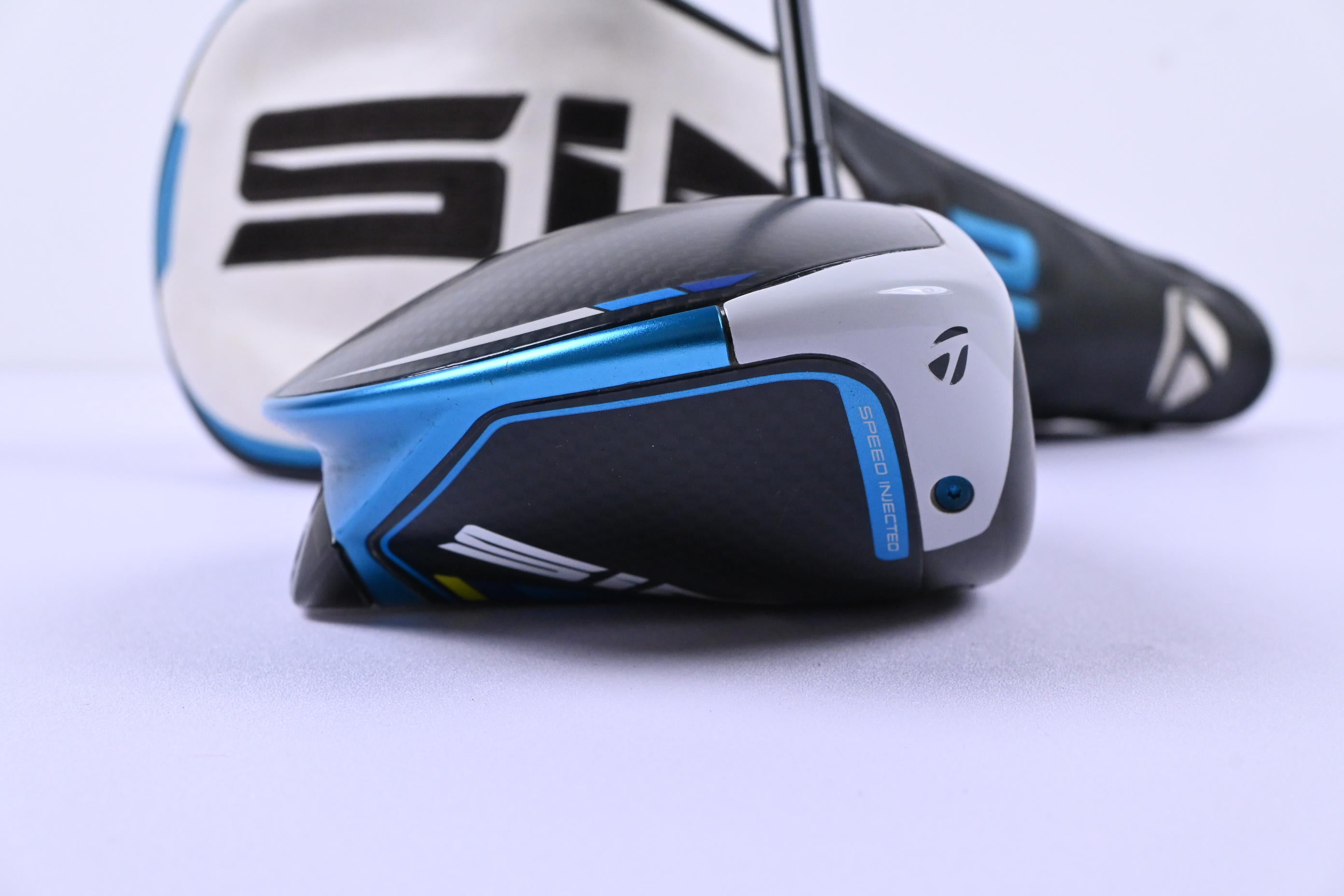 Taylormade SIM2 Driver / 9 Degree / Stiff Flex Tensei AV Raw Blue 60 Shaft