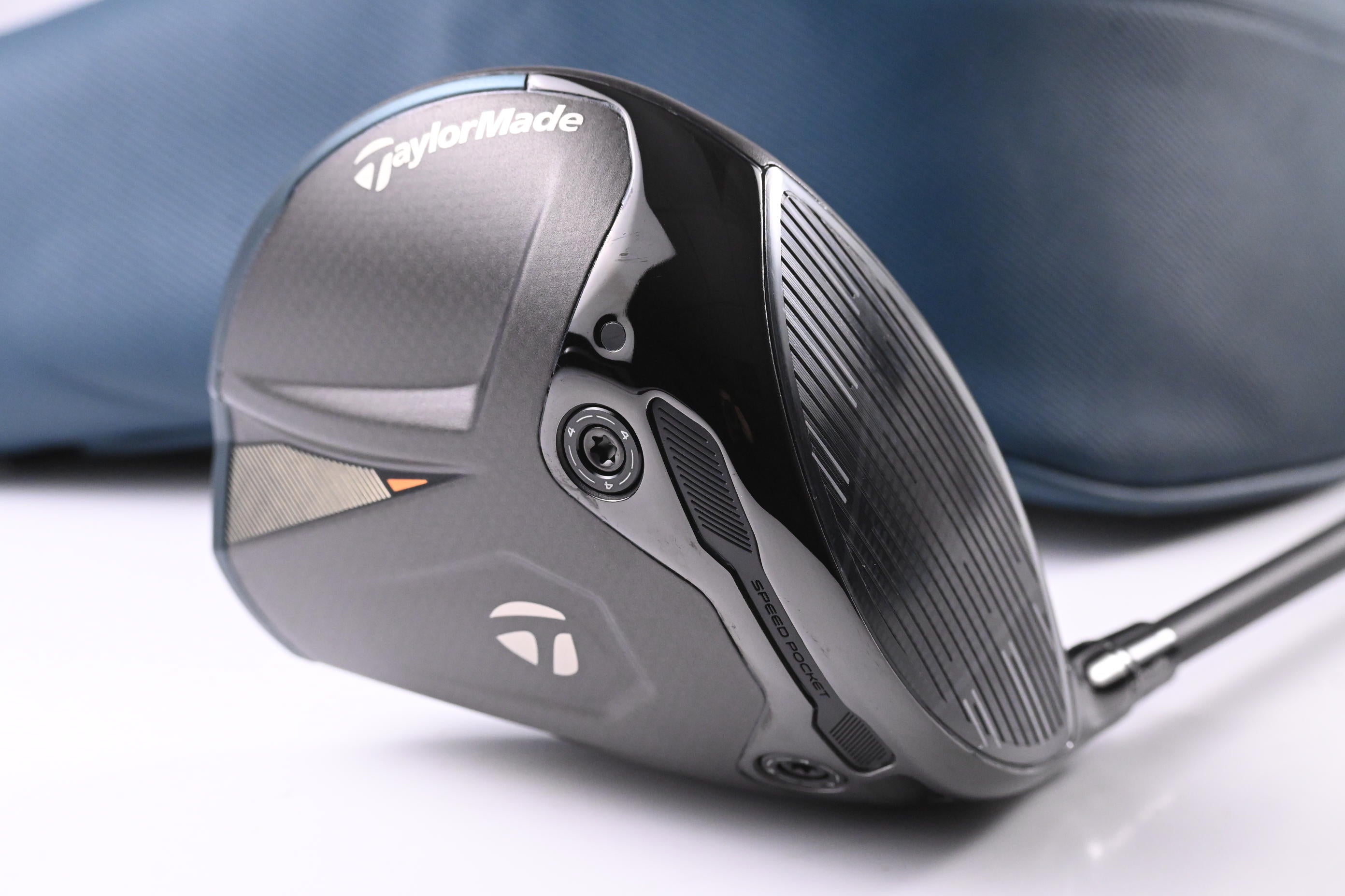 Taylormade Qi4D Driver / 9 Degree / Stiff Flex REAX White 60 Shaft