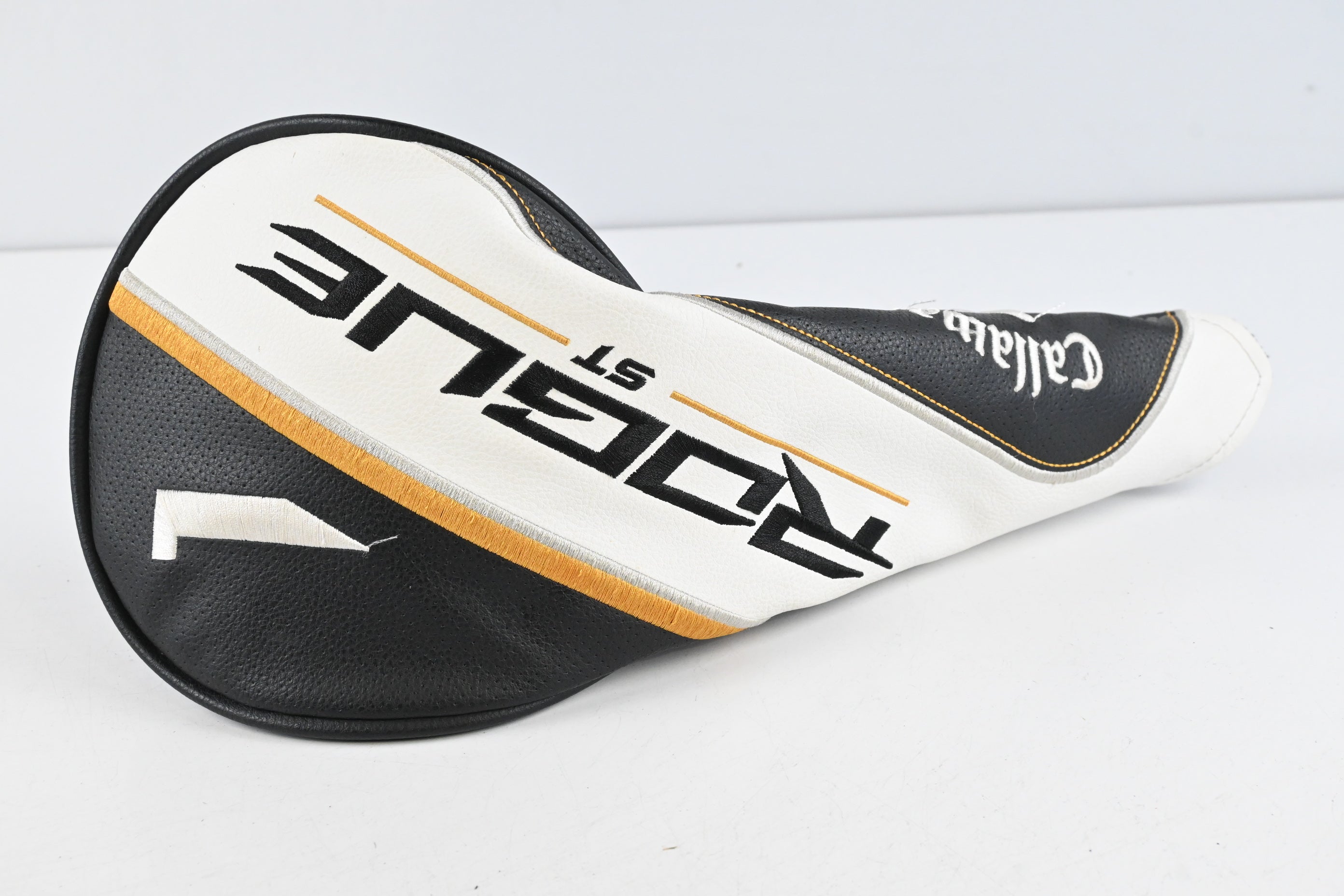 Callaway Rogue ST MAX D Driver / 9 Degree / Senior Flex Vanquish 4 Shaft