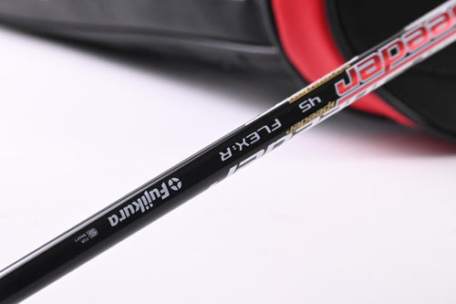 Taylormade Stealth HD Driver / 10.5 Degree / Regular Flex Fujikura AirSpeeder 45