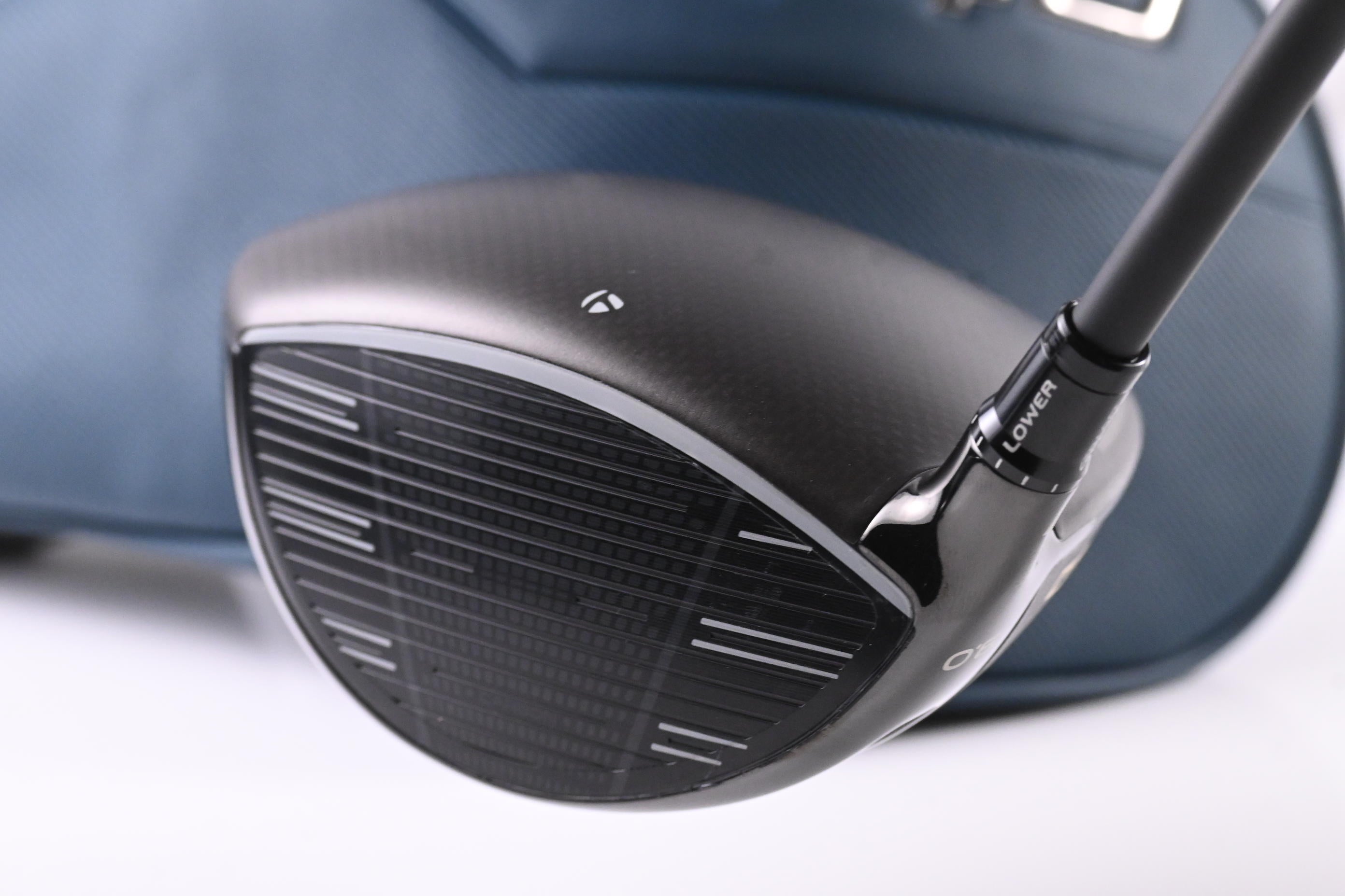 Taylormade Qi4D Driver / 9 Degree / Stiff Flex REAX White 60 Shaft