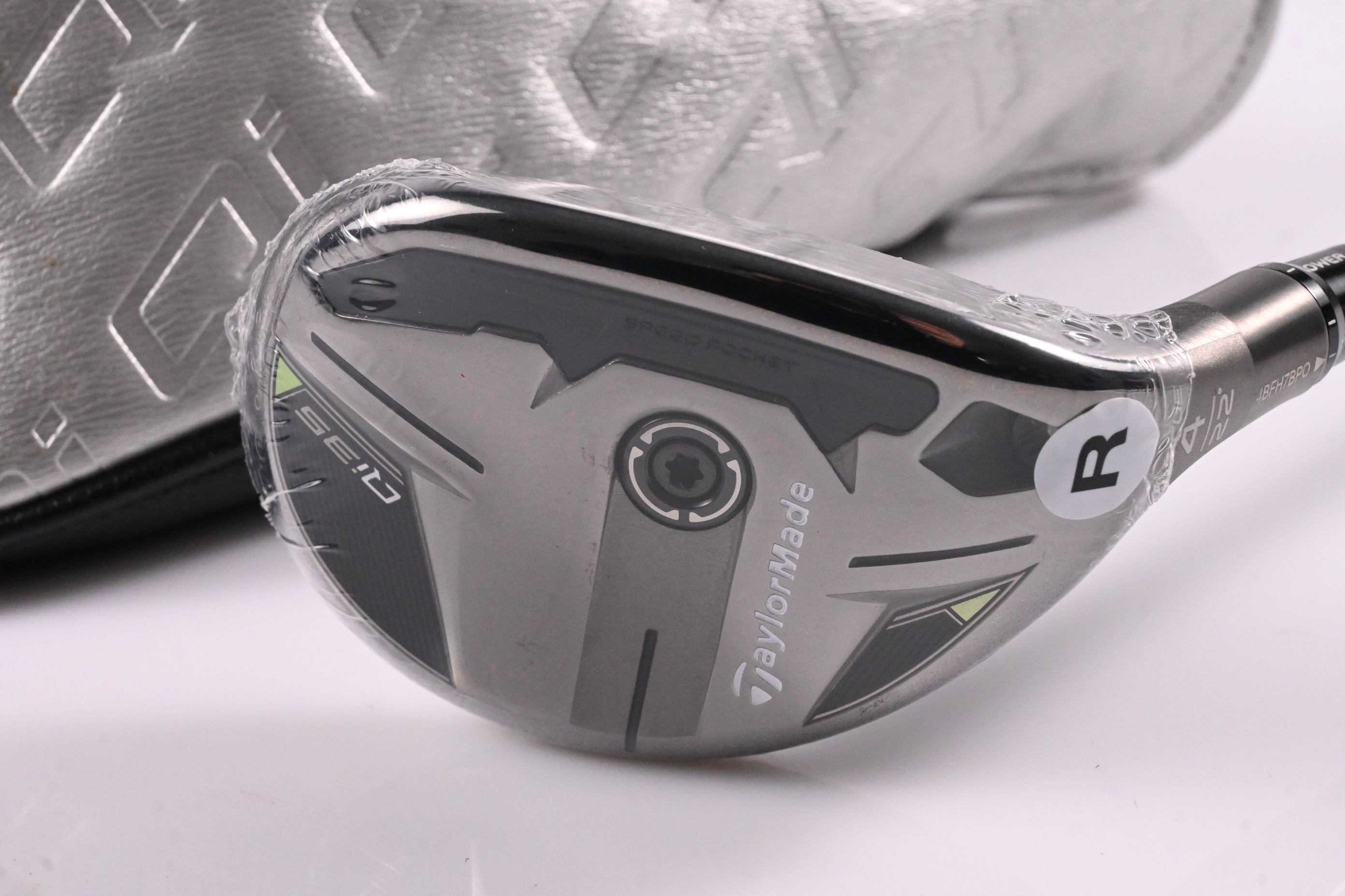 Taylormade Qi35 #4 Hybrid / 22 Degree / Regular Flex Fujikura Ventus Blue 6