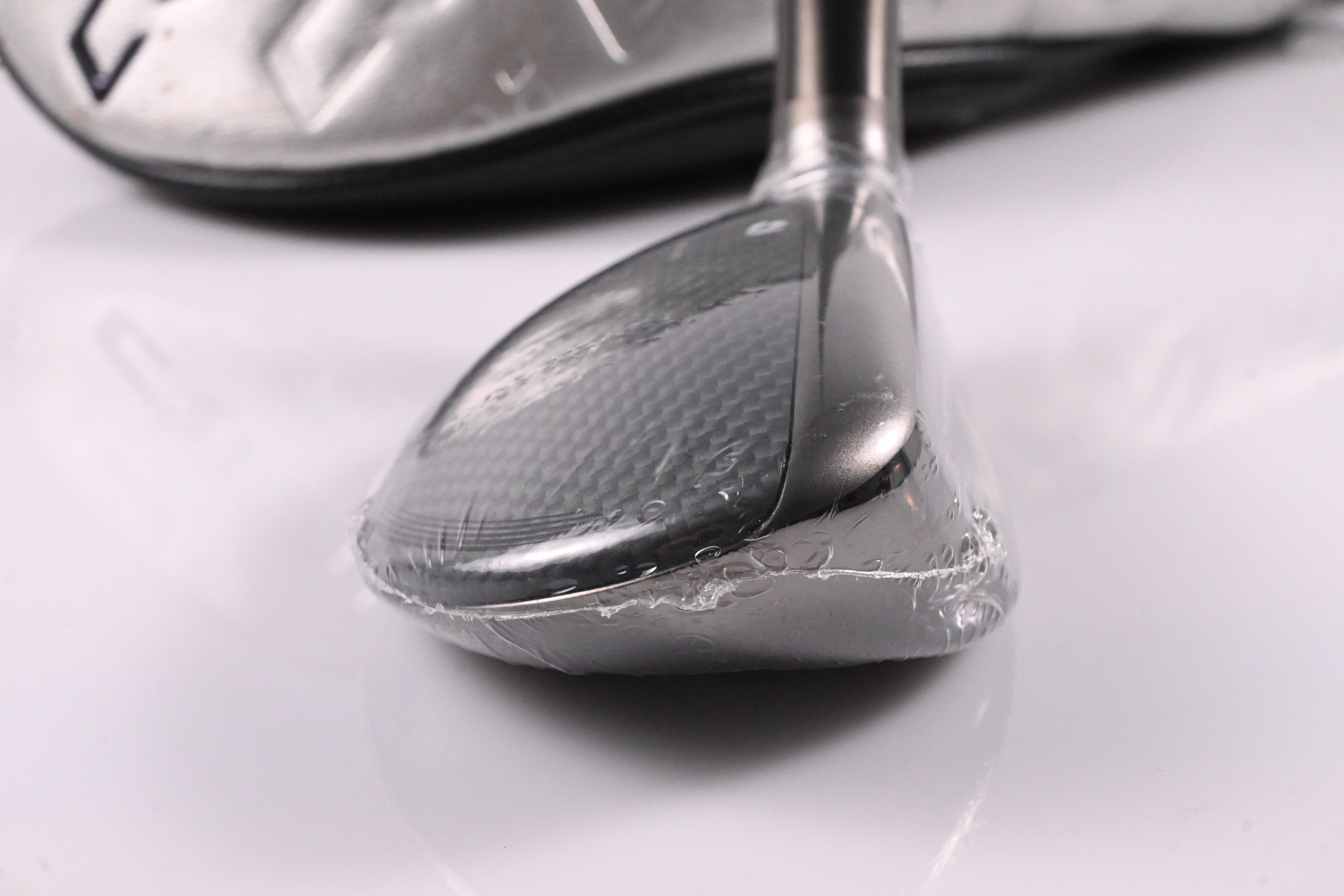 Taylormade Qi35 #4 Hybrid / 22 Degree / Regular Flex Fujikura Ventus Blue 6