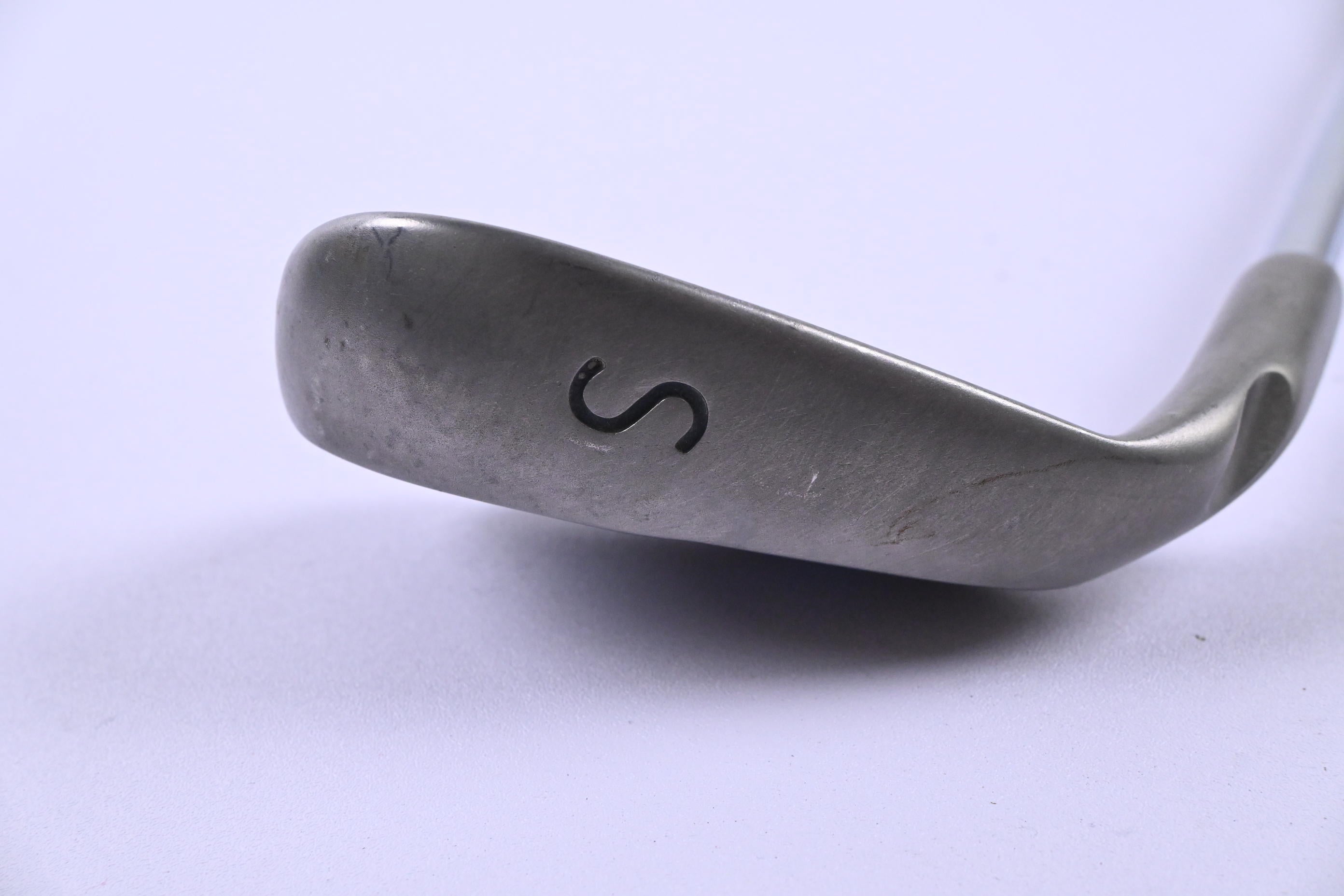 Ping G30 Sand Wedge / 54 Degree / Green Dot / Regular Flex Ping CFS Shaft