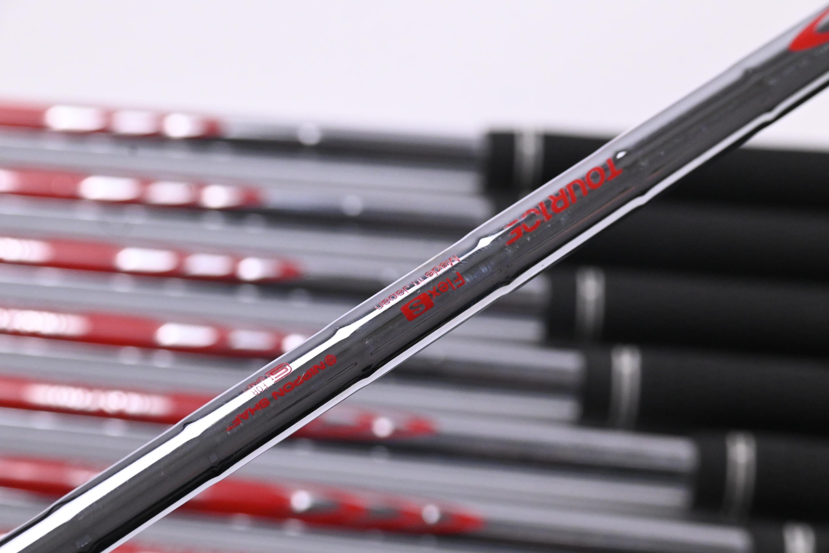 Miura Tournament Blade Irons / 3-PW / Stiff Flex NS Pro Modus 3 Tour 105 Shafts