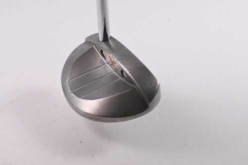 Scotty Cameron Red X Putter / 33 Inch