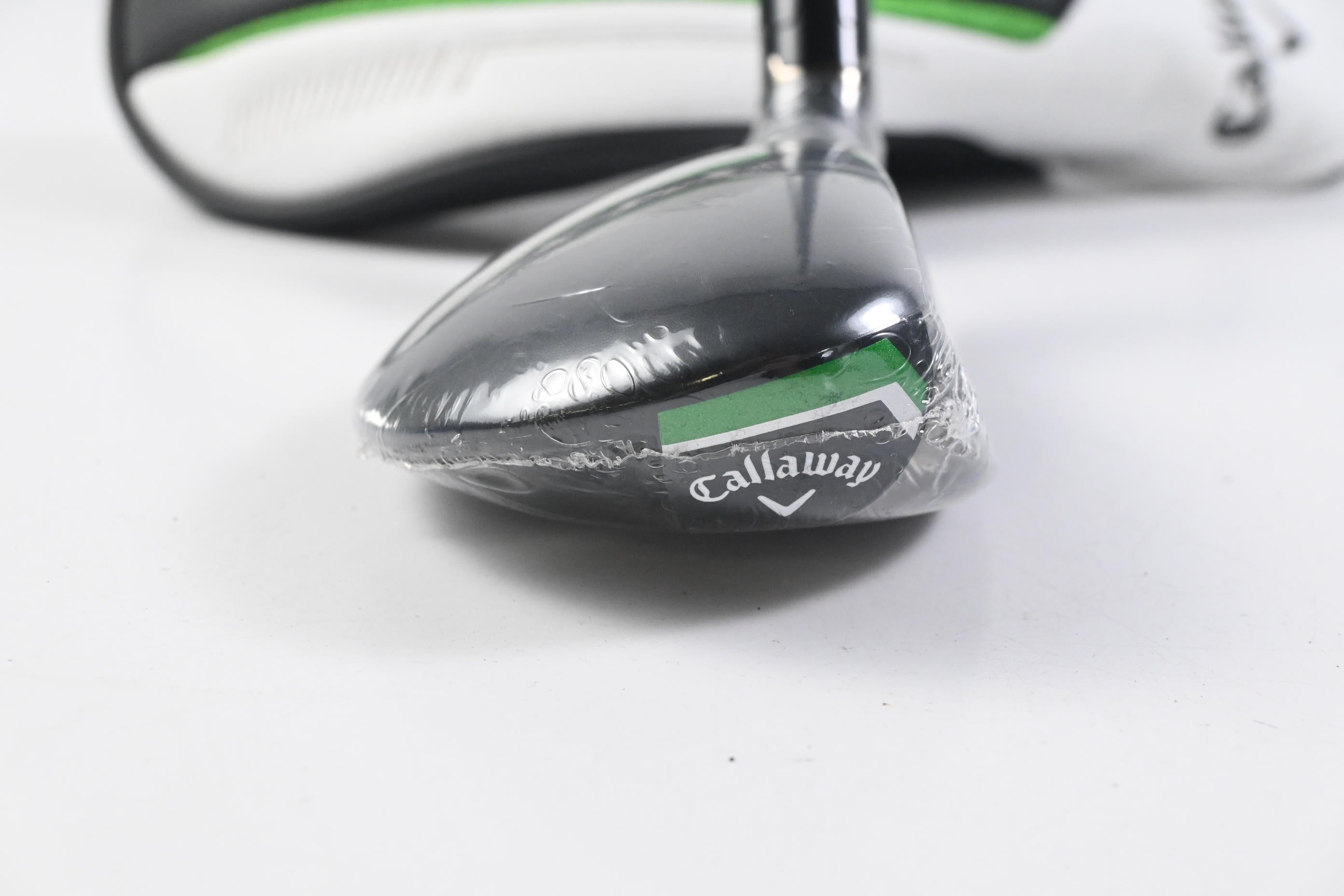 Callaway Elyte #4 Hybrid / 22 Degree / Regular Flex Denali Charcoal 60 Shaft
