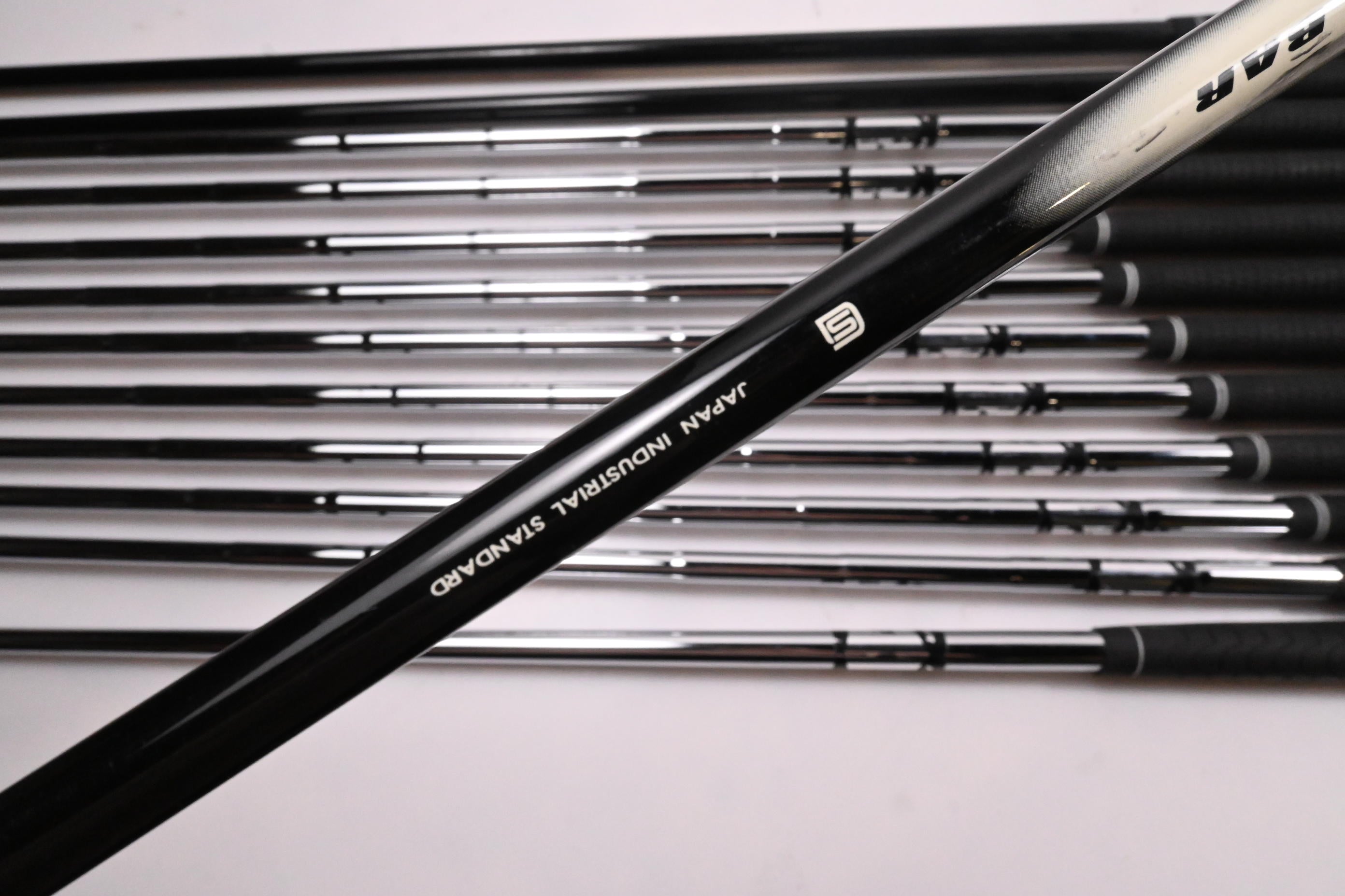 Zucci Z Package Set / Woods, Irons, Putter, Bag