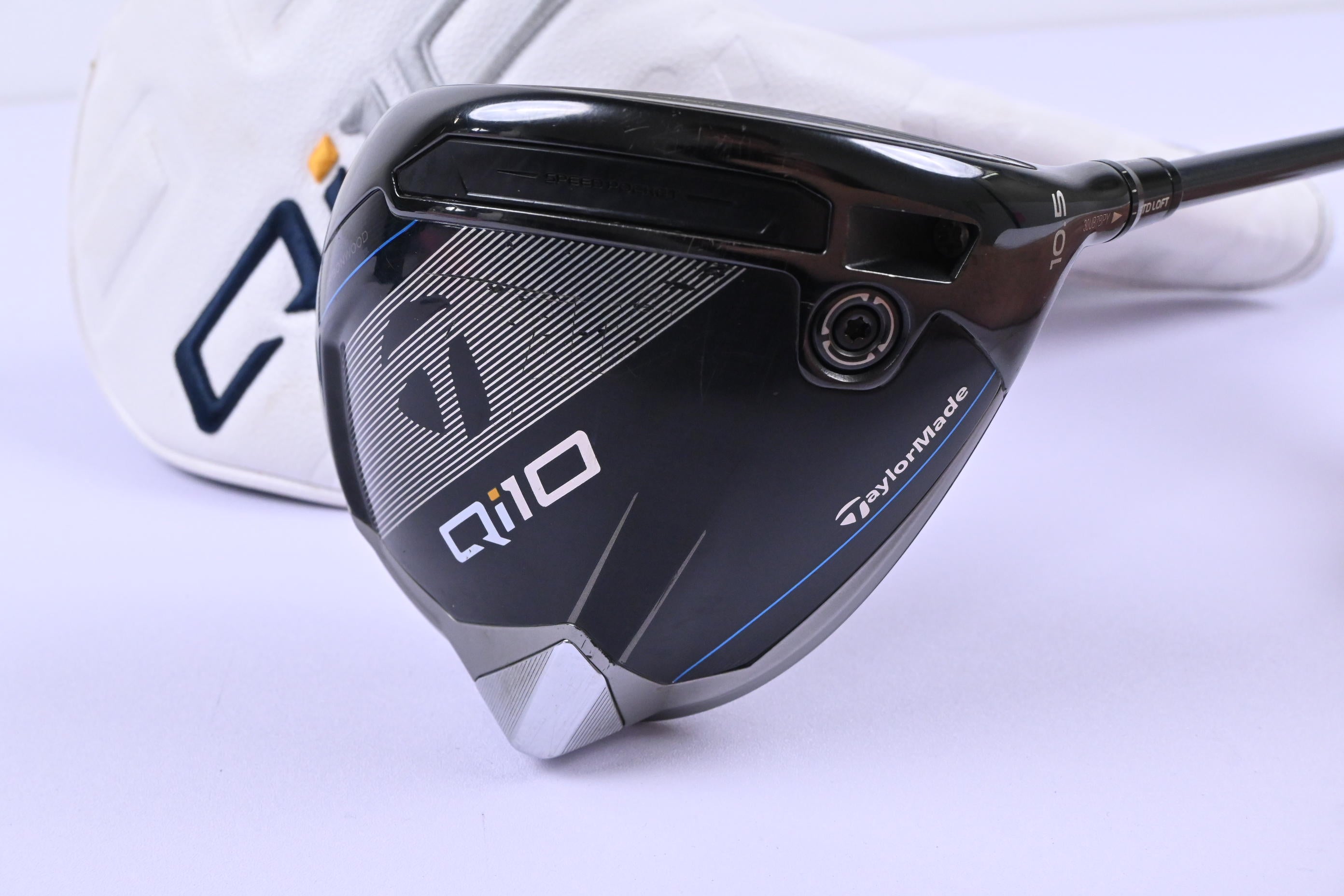 Taylormade Qi10 Driver / 10.5 Degree / Regular Flex Diamana T+ 60 Shaft