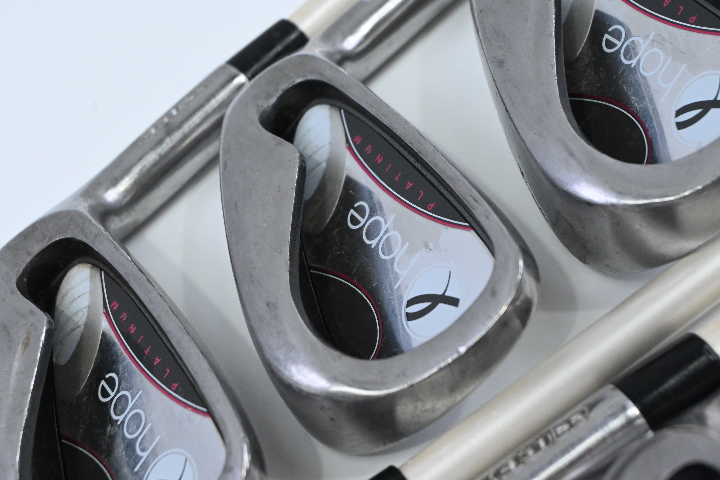 Ladies Wilson Hope Platinum Irons / 5-PW+SW / Ladies Flex Wilson Hope Shafts