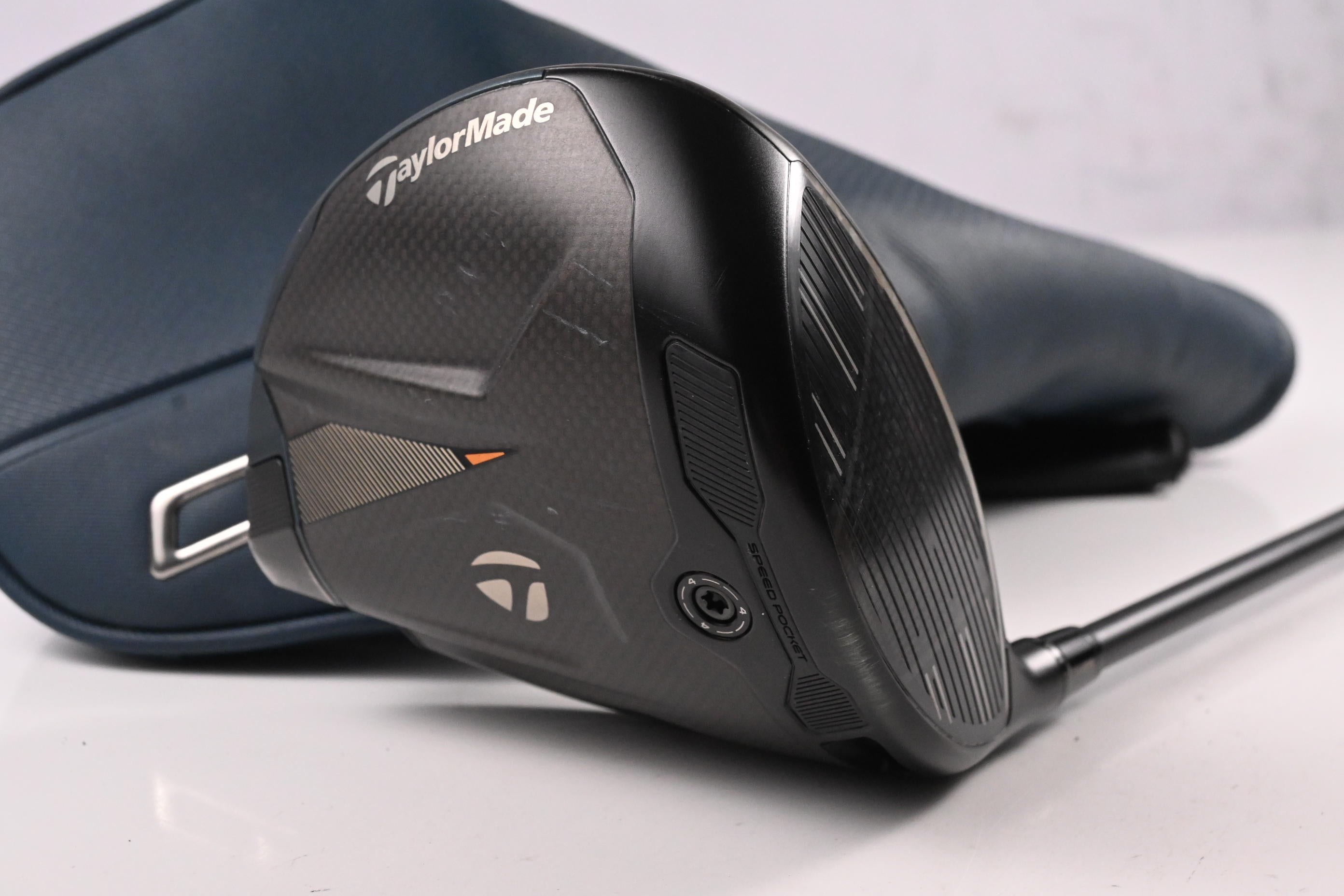 Taylormade Qi4D Max Driver / 10.5 Degree / Senior Flex Project X Cypher 2.0 40