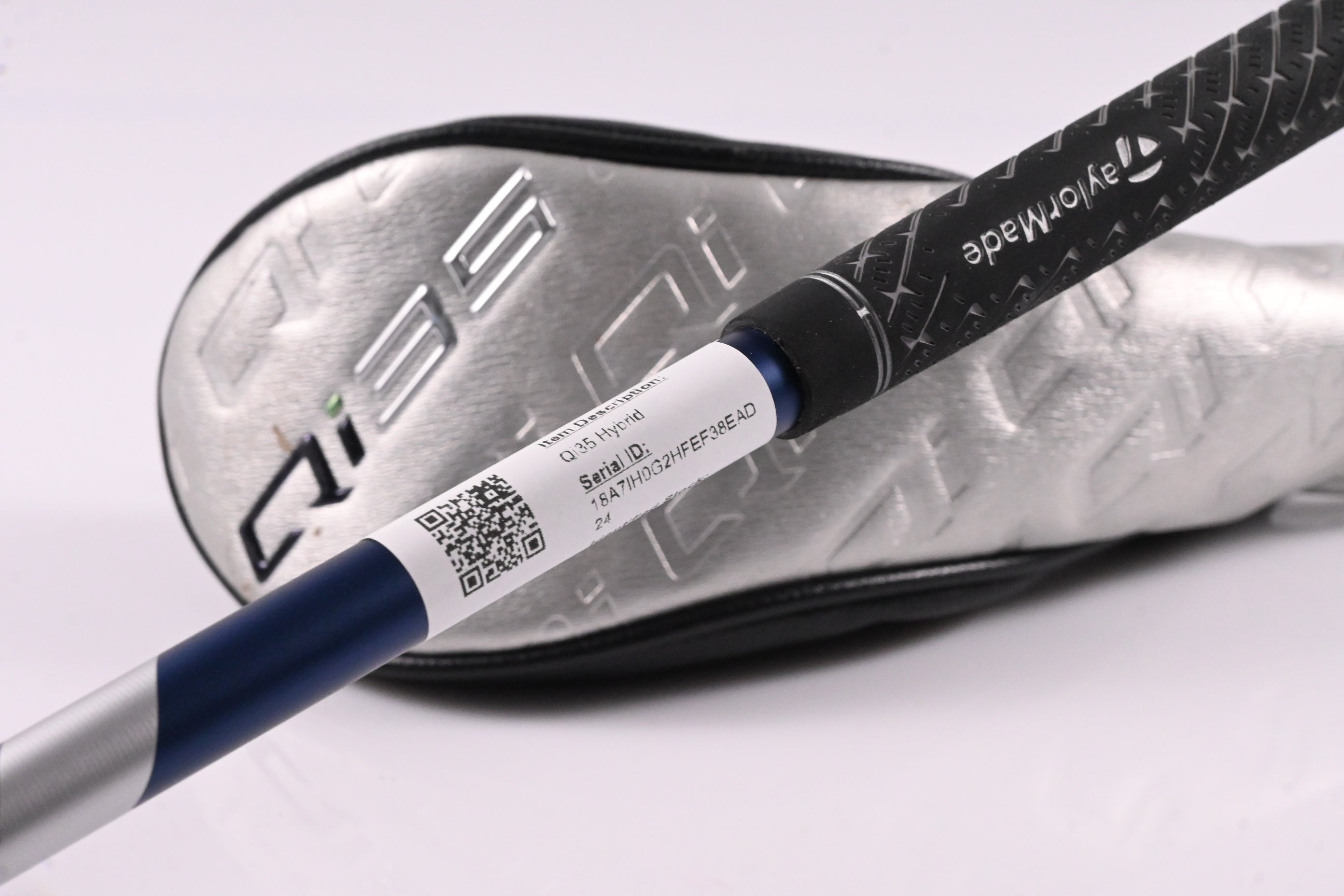 Taylormade Qi35 #4 Hybrid / 22 Degree / Regular Flex Fujikura Ventus Blue 6