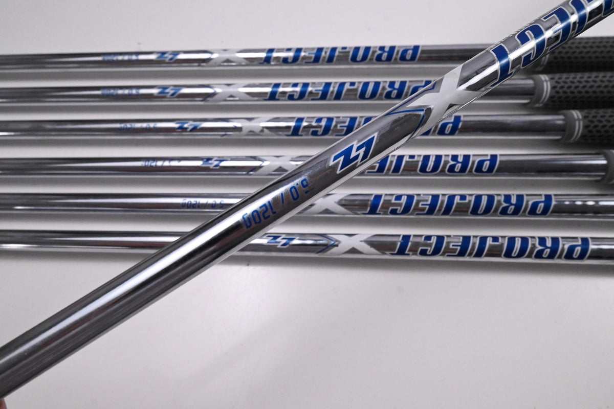 Ping i230 Irons / 4-PW / Black Dot / Stiff Flex Project X LZ 120 Shafts