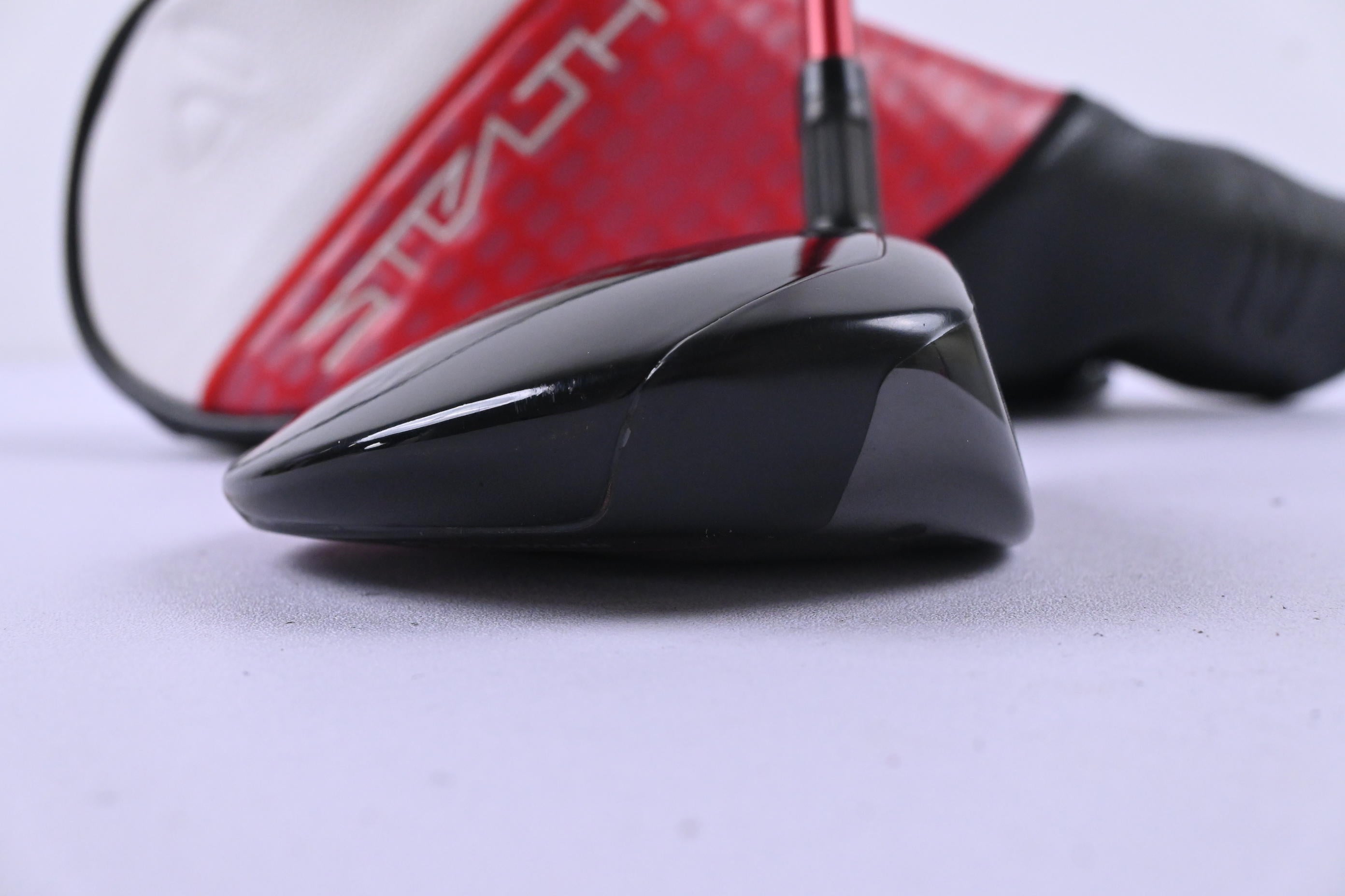 Taylormade Stealth 2 HD #3 Wood / 16 Degree / Regular Flex Fujikura Speeder NX