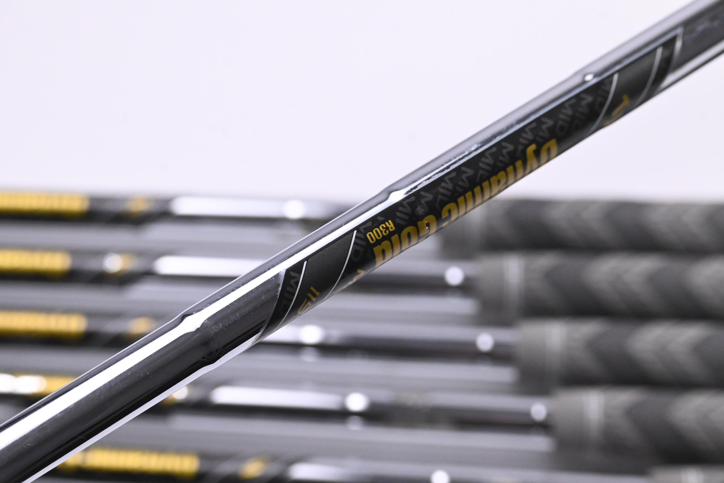 Wilson Dynapwr 2023 Forged Irons / 5-PW / Regular Flex Dynamic Gold Mid 115 R300