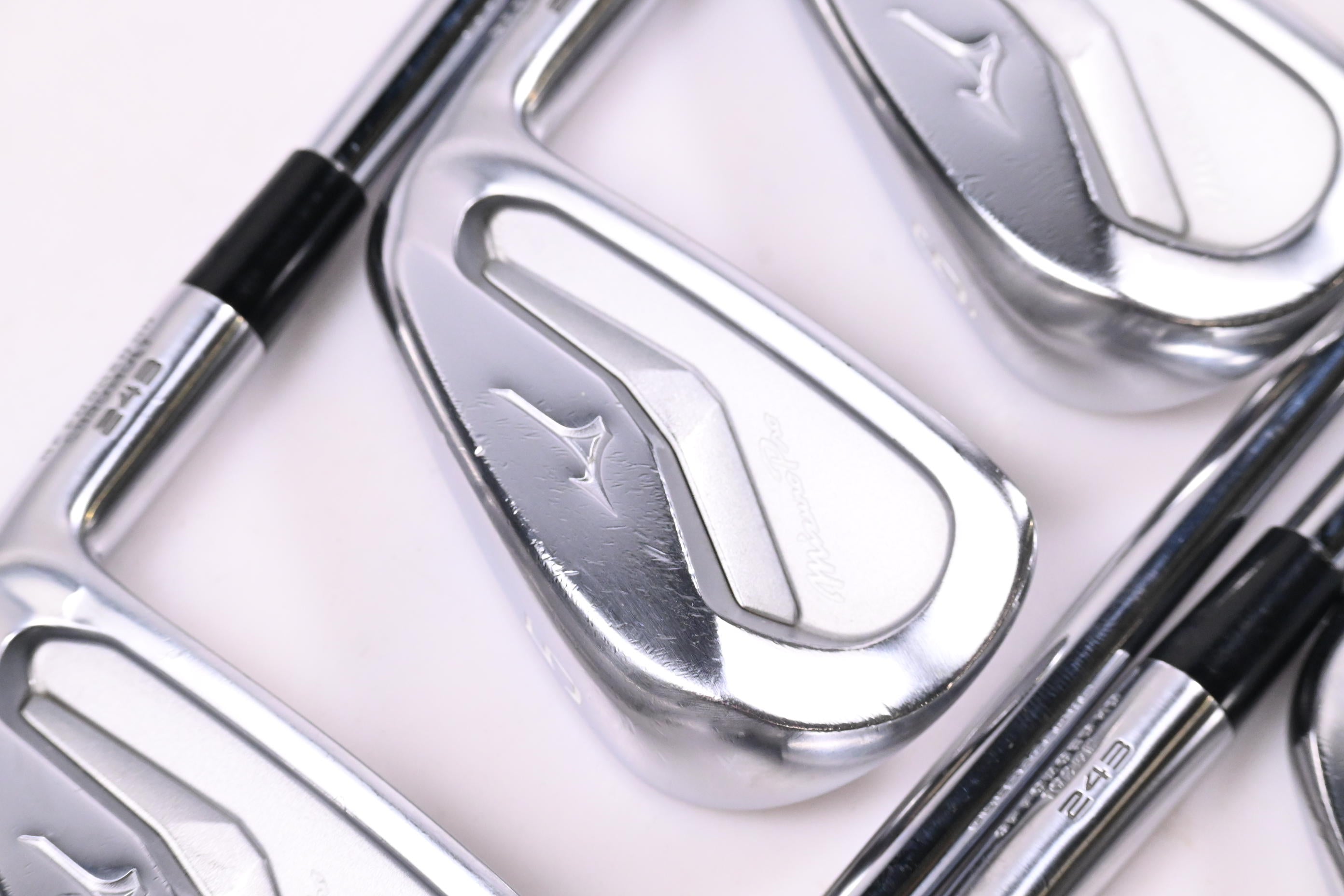 Mizuno Pro 243 Irons / 4-PW / Stiff Flex Dynamic Gold MID 115 S300 Shafts