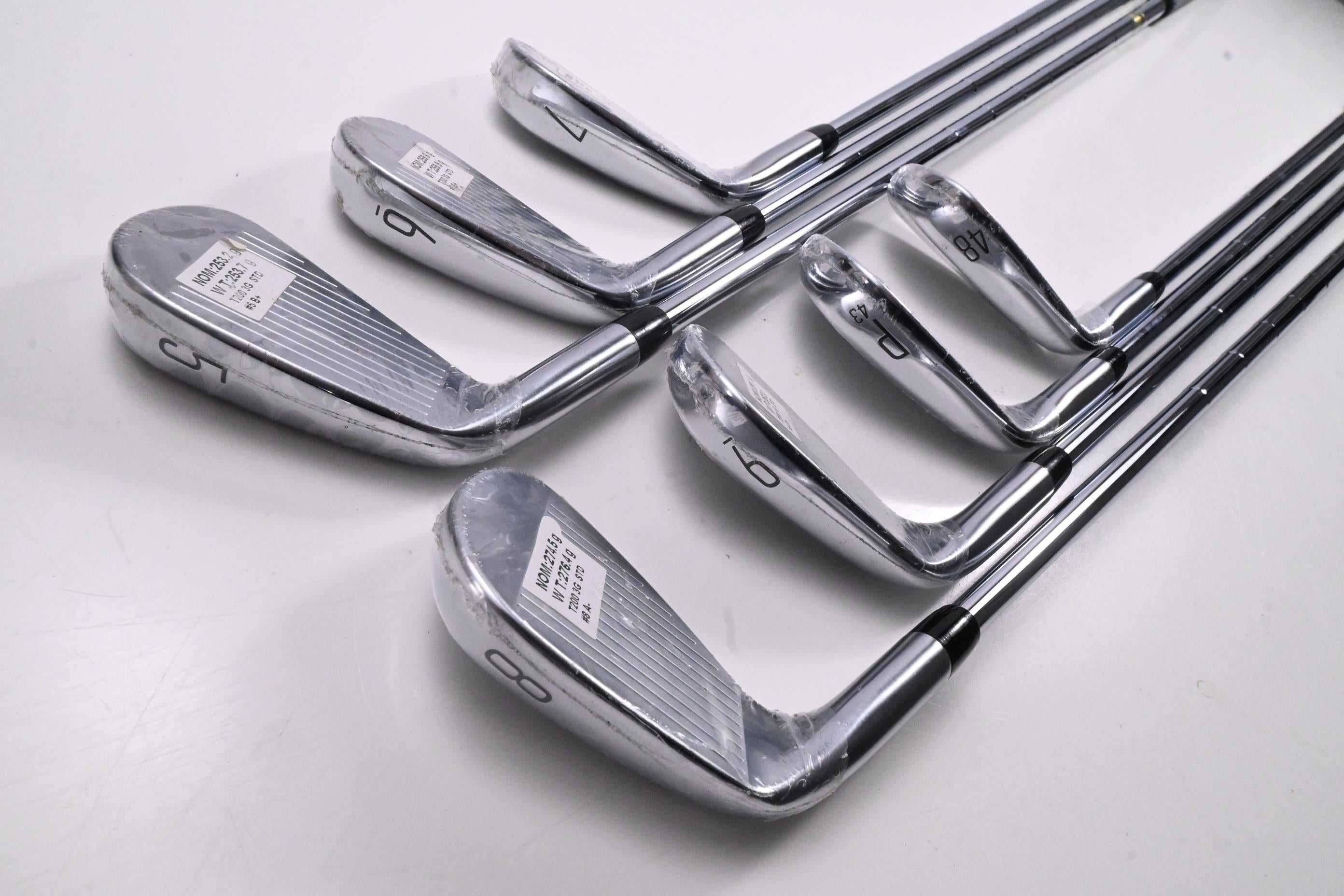 Titleist T200 2023 Irons / 5-PW+48° / Stiff Flex Dynamic Gold S300 Shafts