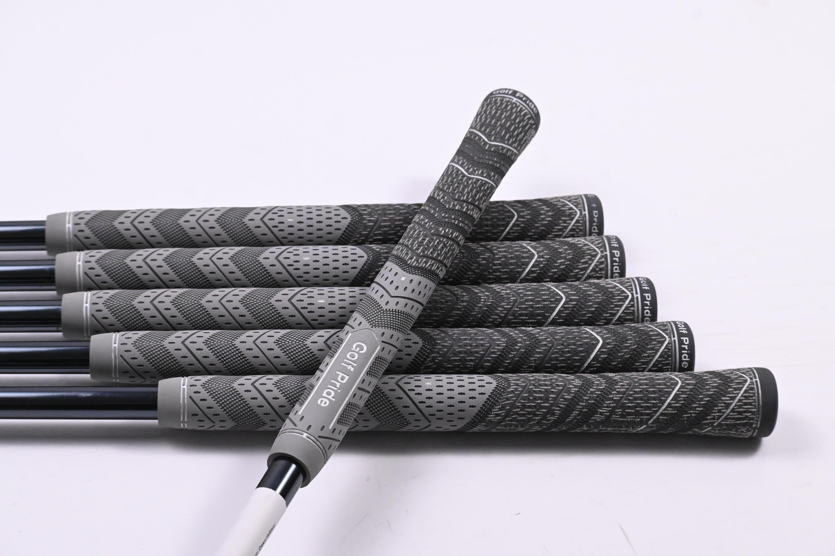Callaway Rogue ST Max Irons / 5-PW / Regular Flex UST Recoil Dart 75 Shafts