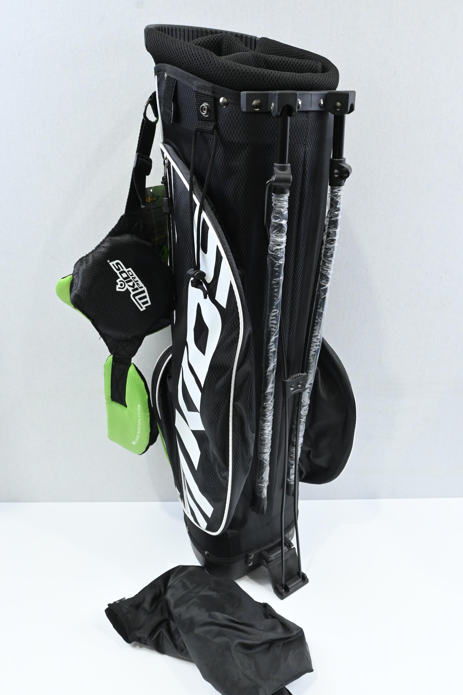 Masters Junior Stand Bag / 4-Way Divider / Black, Green