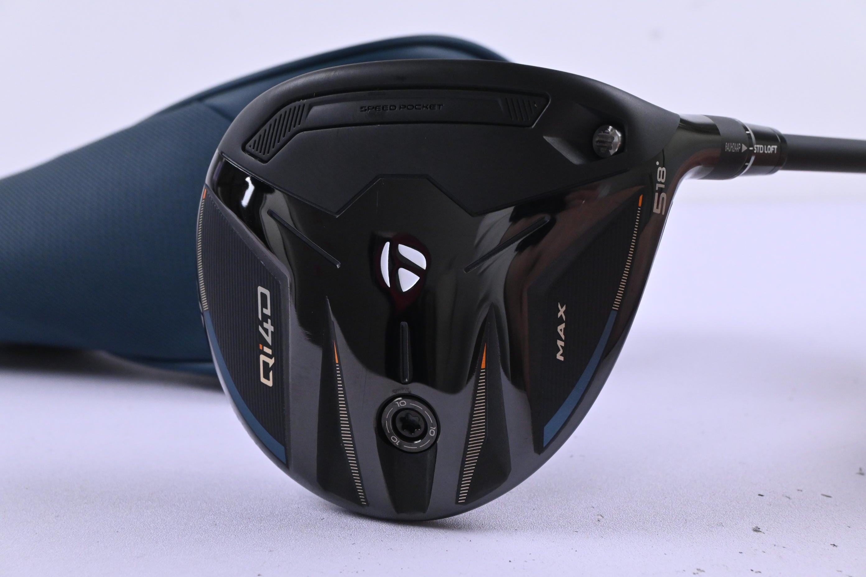 Taylormade Qi4D Max #5 Wood / 18 Degree / Regular Flex Reax Blue 55 Shaft