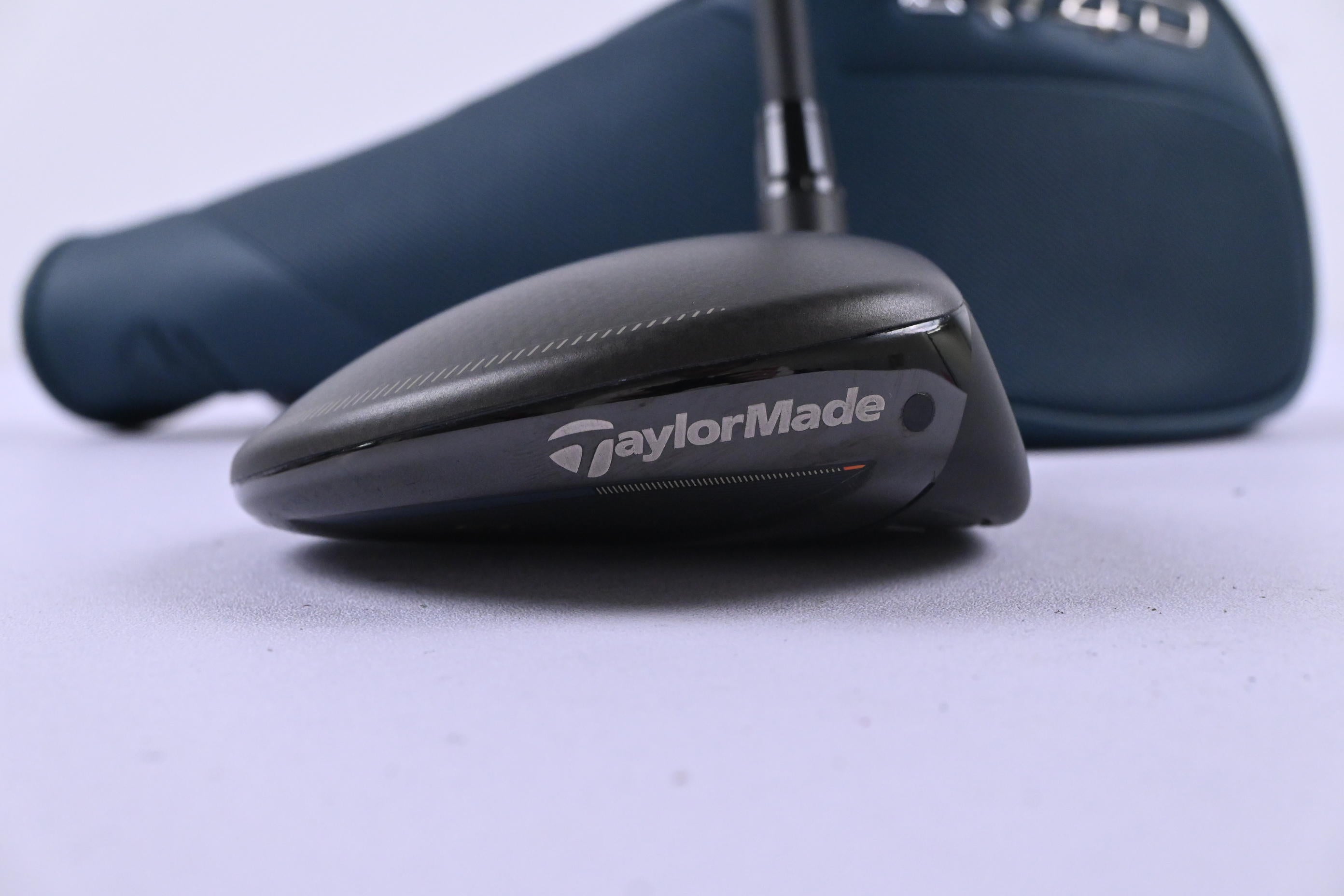 Taylormade Qi4D Max #5 Wood / 18 Degree / Regular Flex Reax Blue 55 Shaft