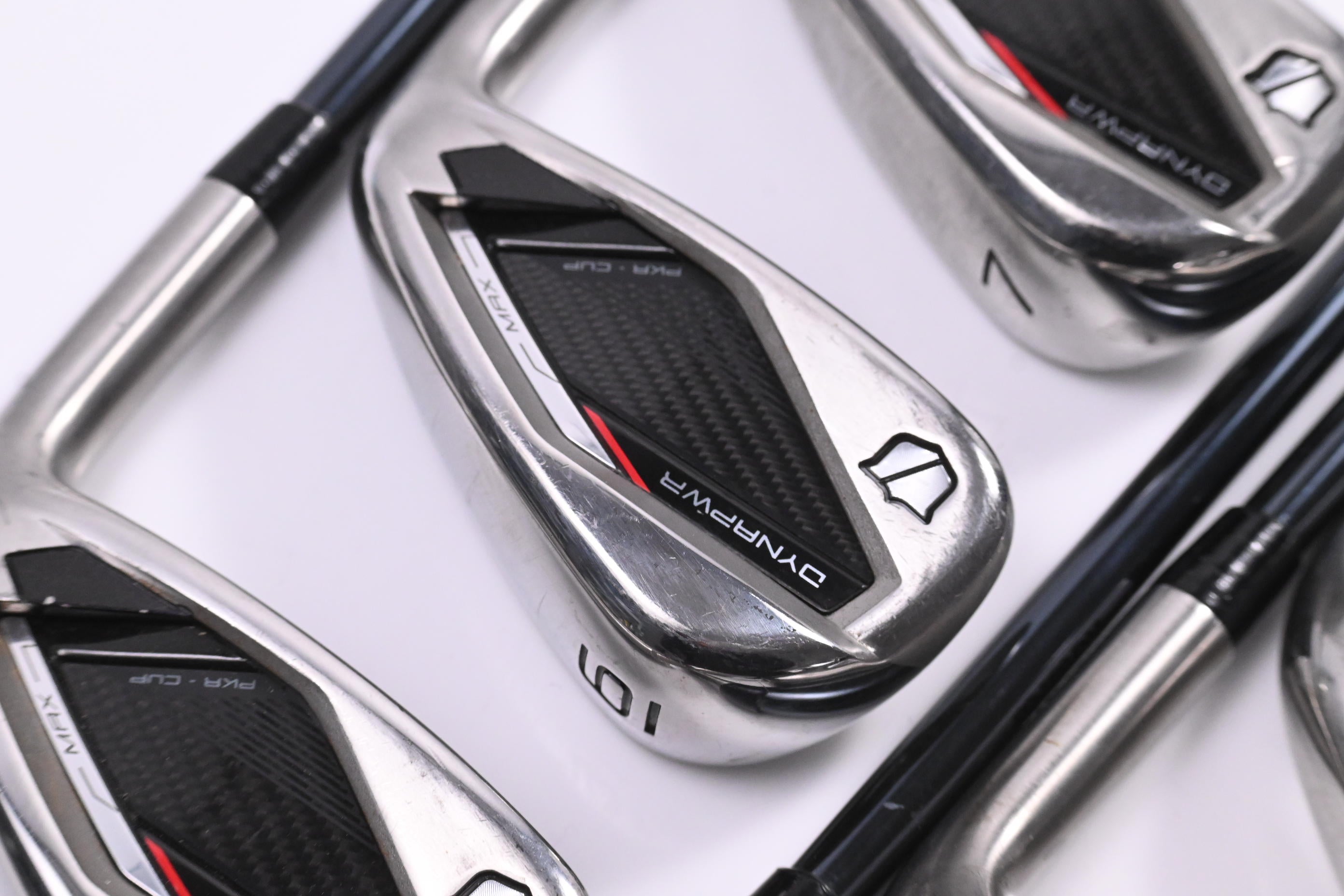 Wilson DYNAPWR Max 2025 Irons / 5-PW+GW / Regular Flex UST Recoil Dart 65 Shafts