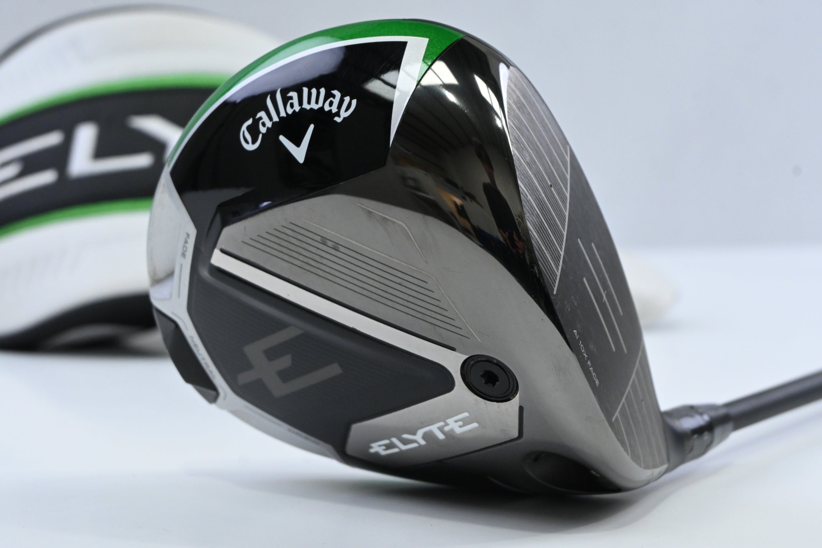 Callaway Elyte Driver / 12 Degree / Regular Flex Vanquish 4 Shaft
