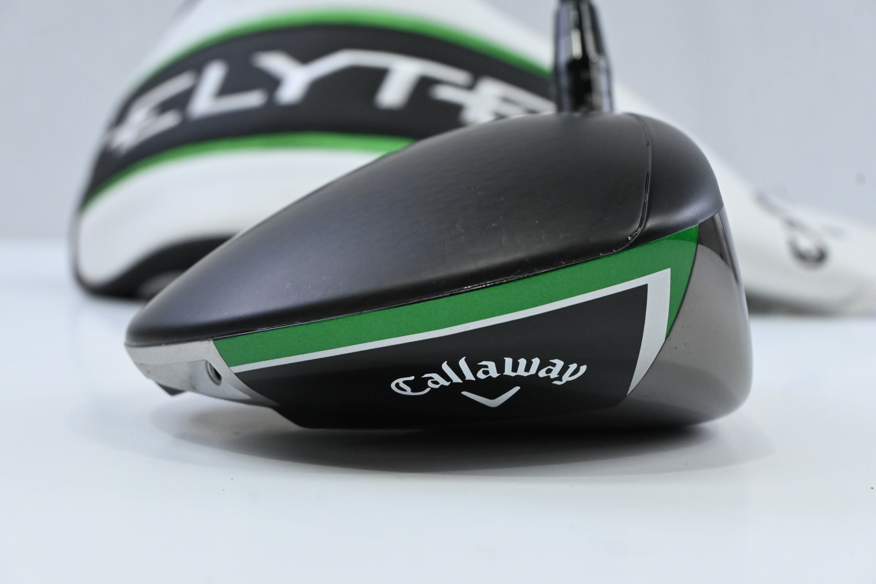 Callaway Elyte Driver / 12 Degree / Regular Flex Vanquish 4 Shaft