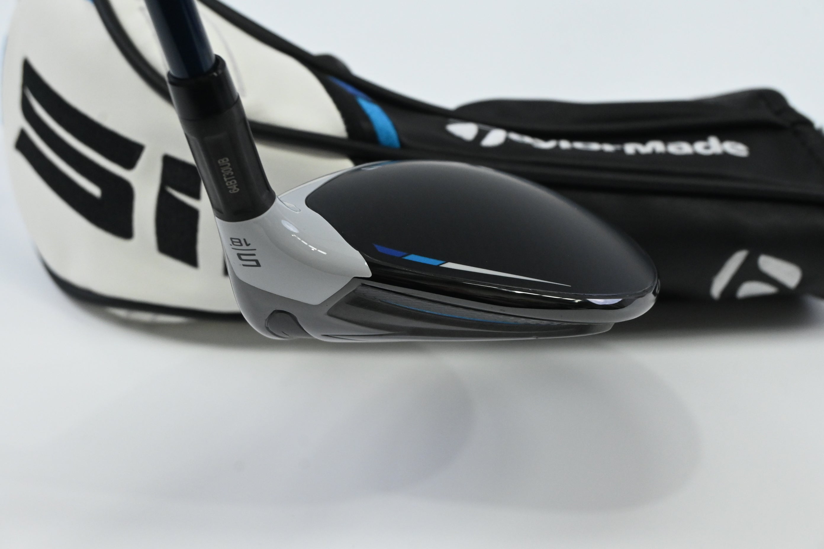 Taylormade SIM2 Max #5 Wood / 18 Degree / Stuff Flex Fujikura Ventus Blue 6