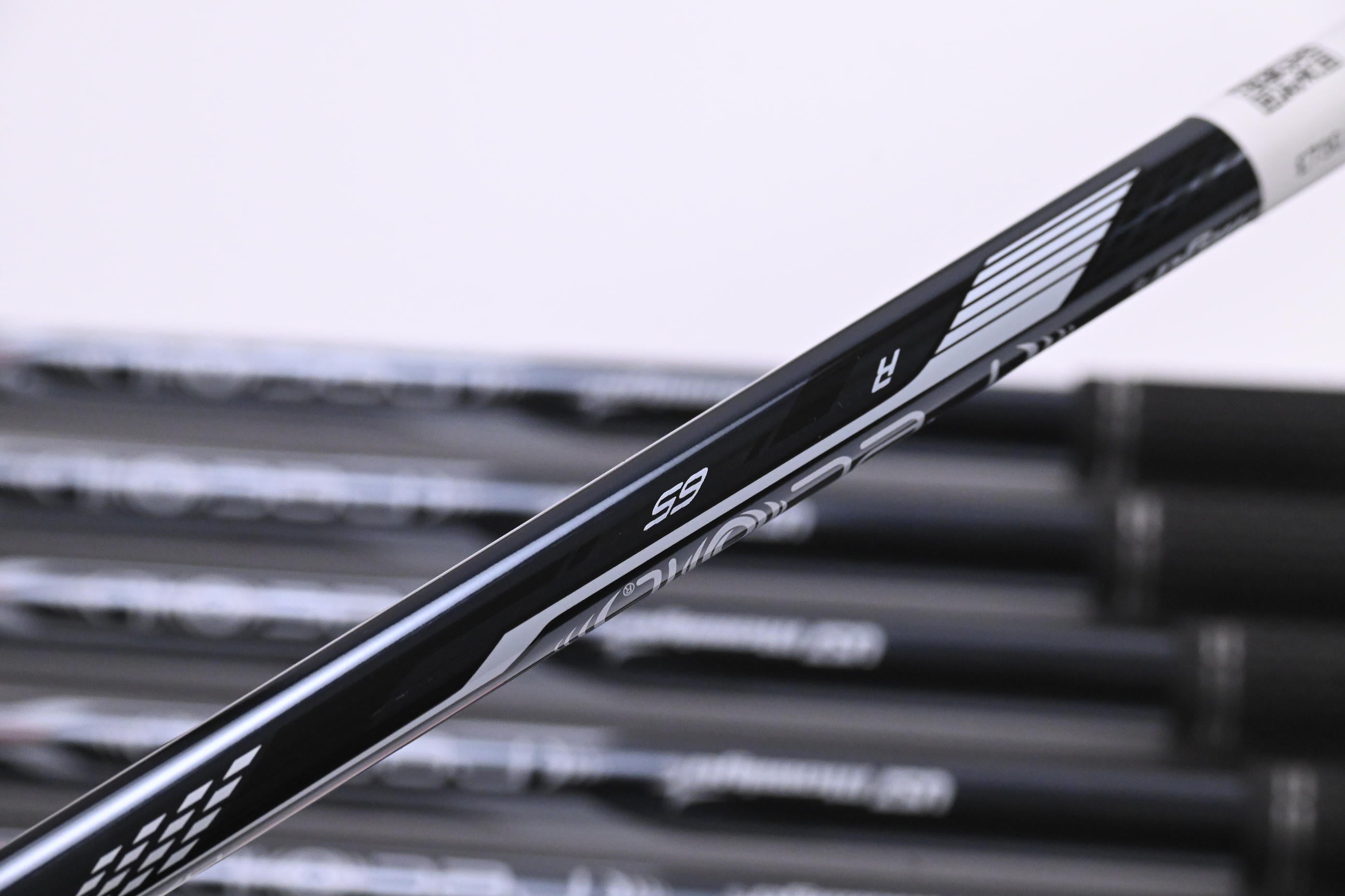 Wilson DYNAPWR Max 2025 Irons / 5-PW+GW / Regular Flex UST Recoil Dart 65 Shafts