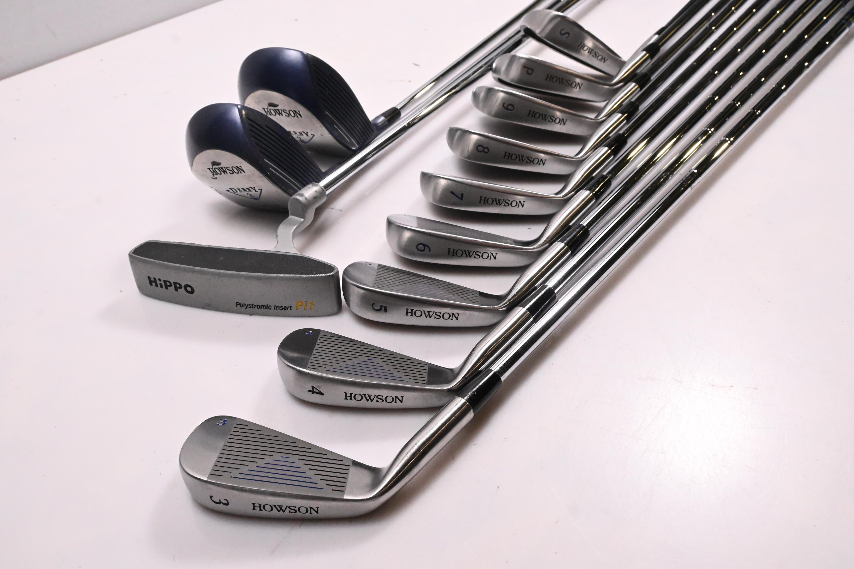 Howsen Derby 2 Package Set / Woods, Irons, Putter, Bag