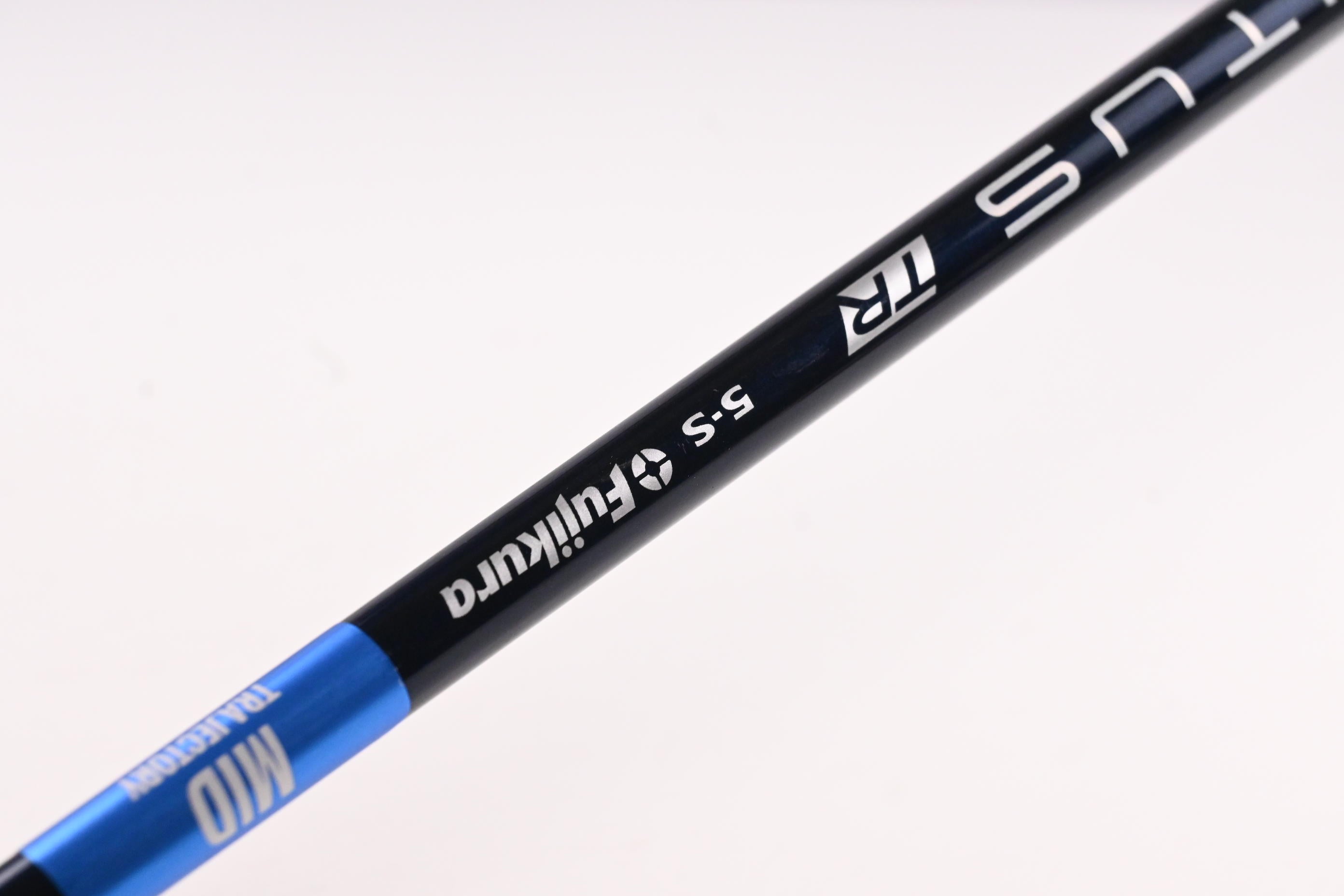 Wilson DYNAPWR 2025 Carbon Driver / 9 Degree / Stiff Flex Ventus TR Blue 5 Shaft