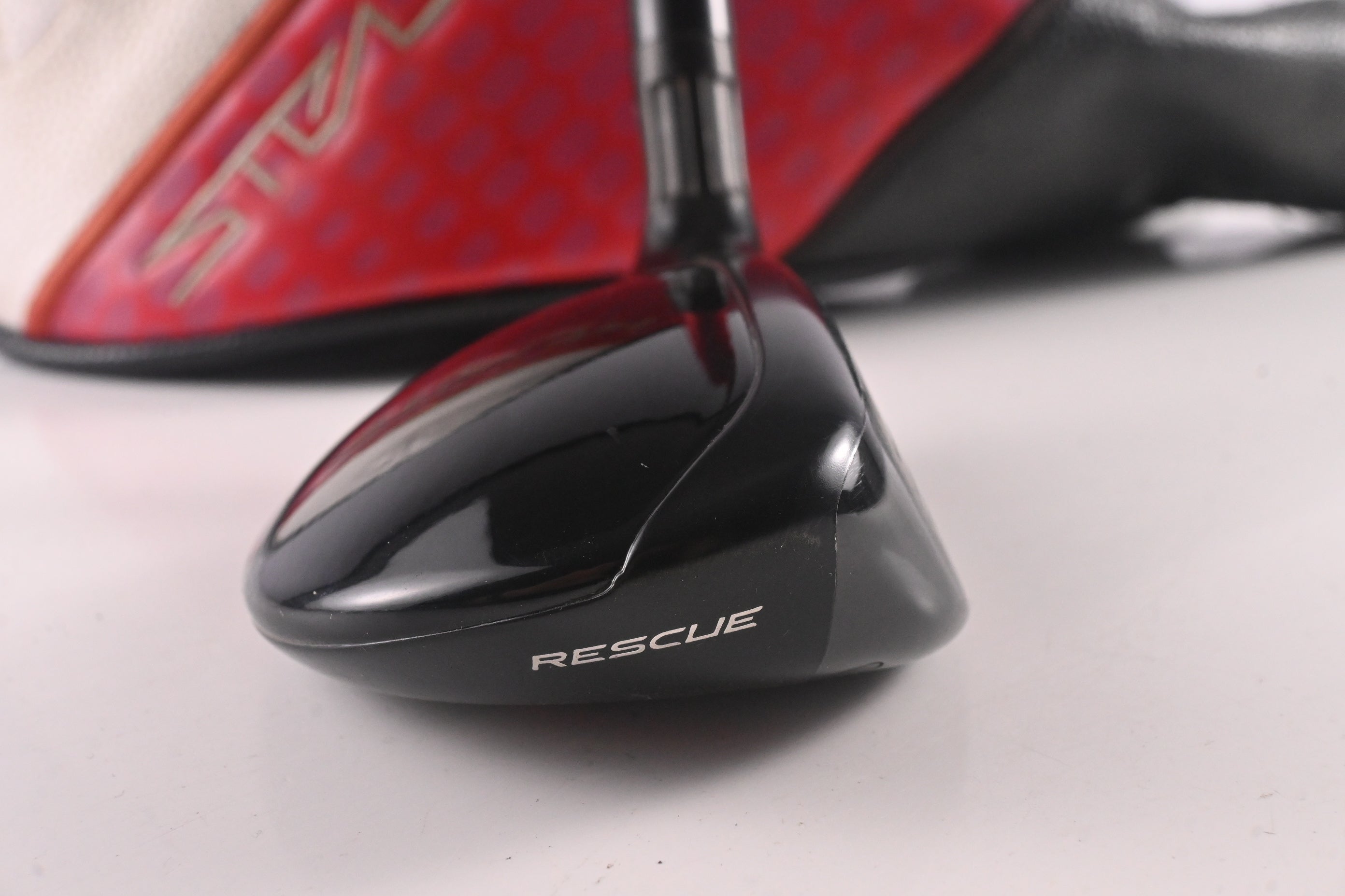 Taylormade Stealth 2 HD #4 Hybrid / 23 Degree / Regular Flex Speeder NX Red 50