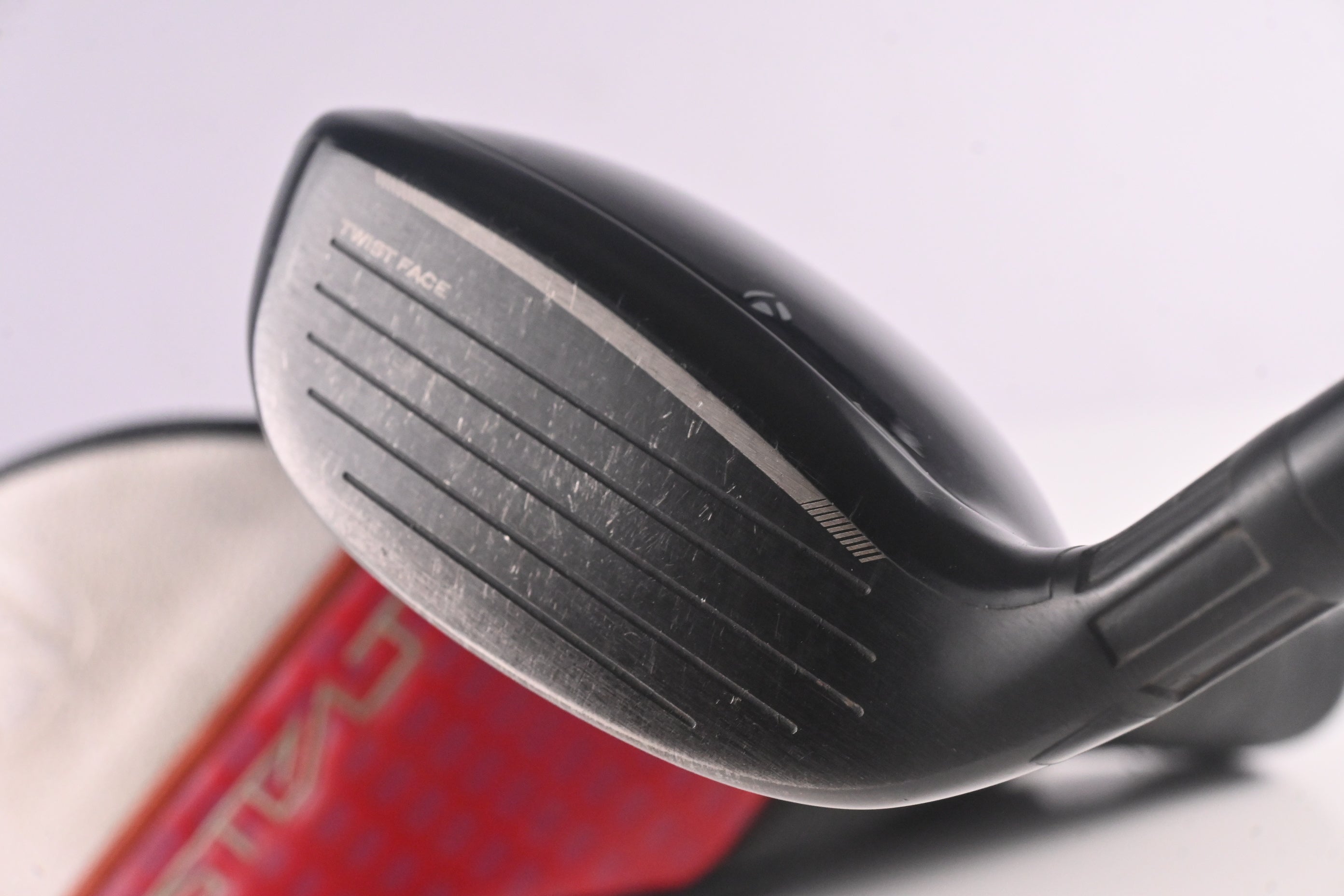 Taylormade Stealth 2 HD #4 Hybrid / 23 Degree / Regular Flex Speeder NX Red 50