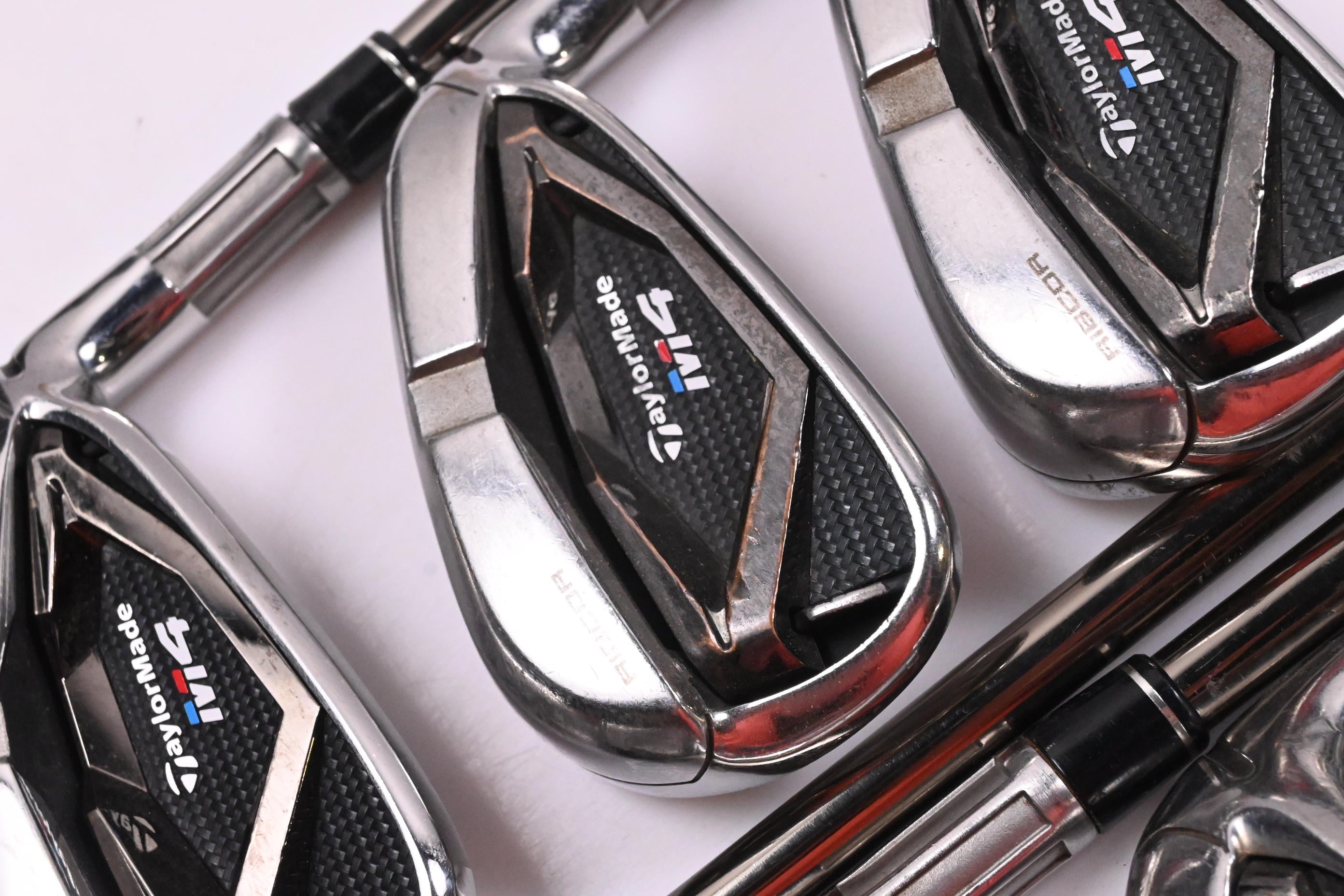Taylormade M4 Irons / 5-PW+AW / Regular Flex UST Recoil ES 460 Shafts
