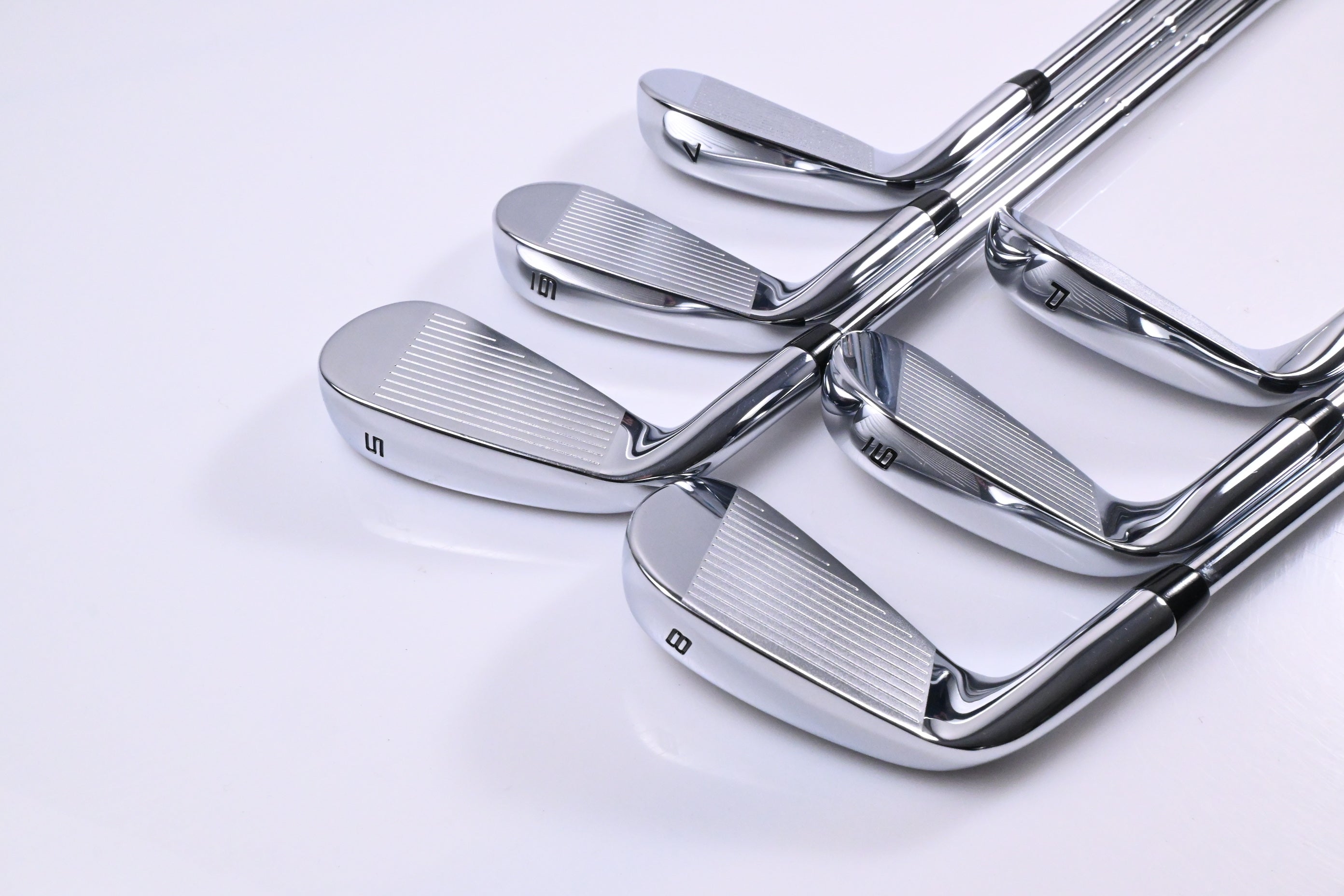 Callaway Elyte Irons / 5-PW / X-Flex Dynamic Gold Mid 115 X100 Shafts